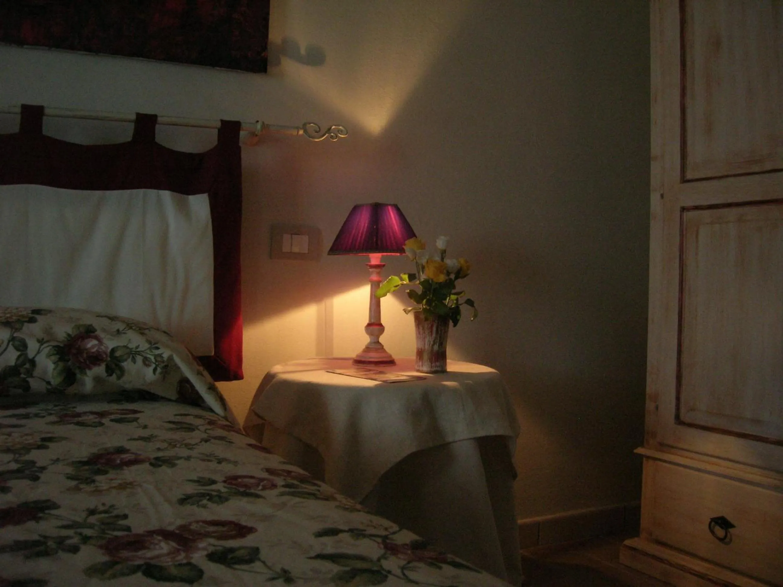 Decorative detail, Bed in B&B Il Moscondoro