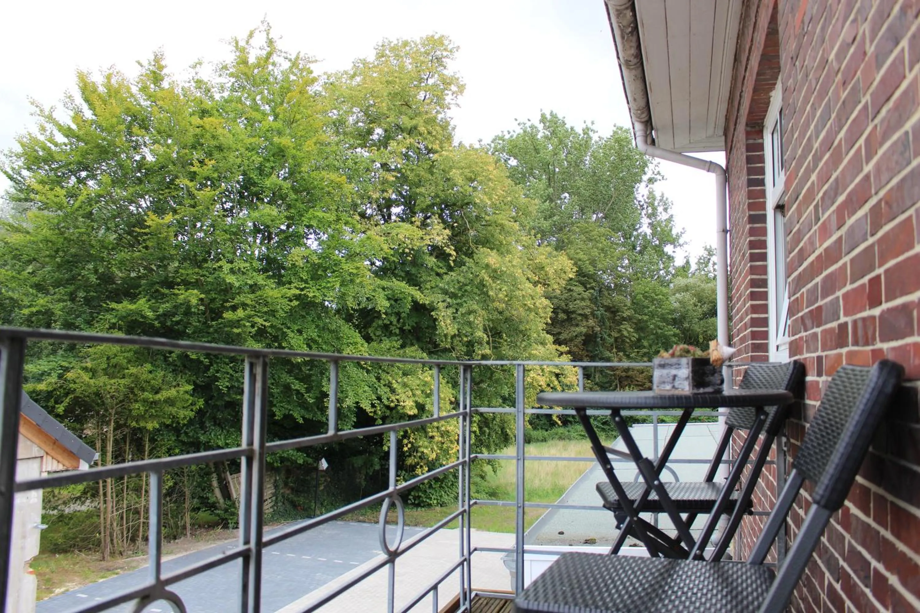 Seating area in Hotel Zur Post