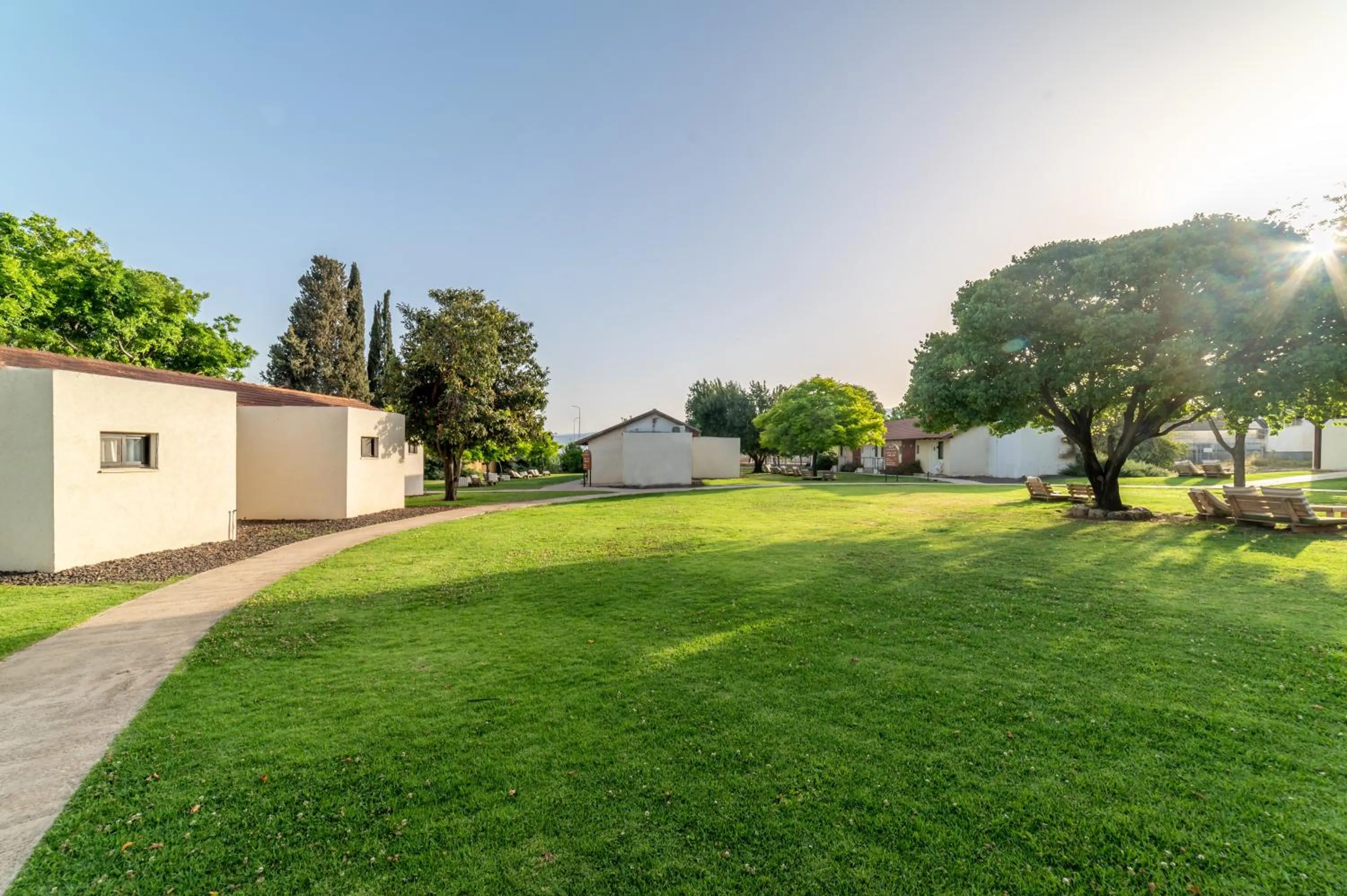 Garden in Erettz Dafna Travel Hotel