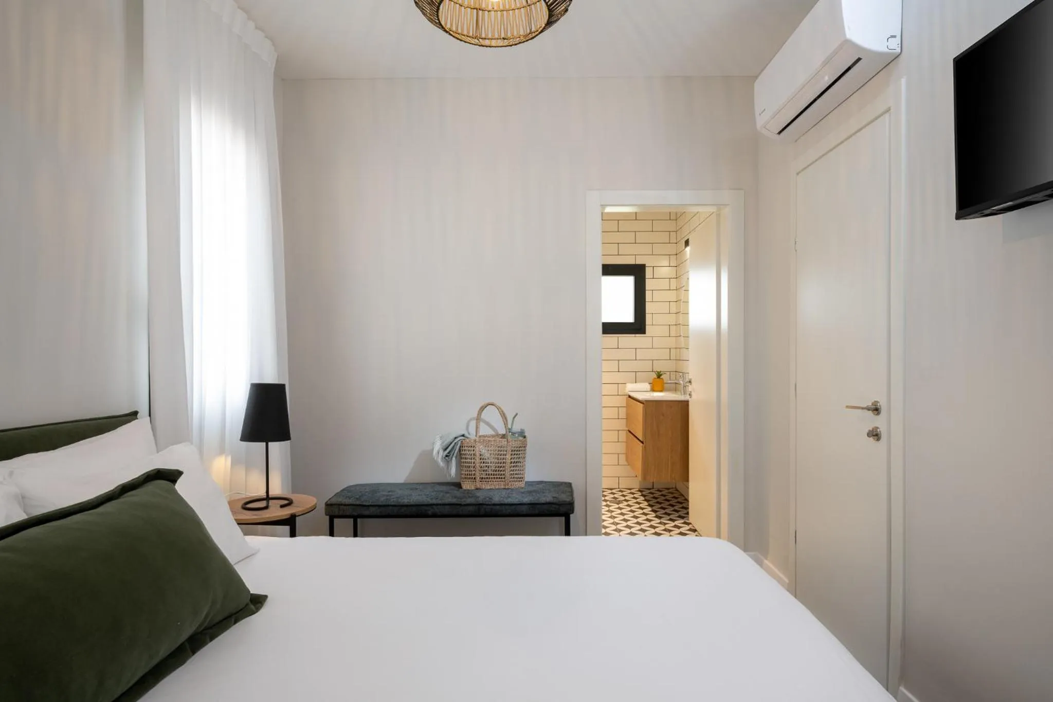 Bed in Erettz Dafna Travel Hotel