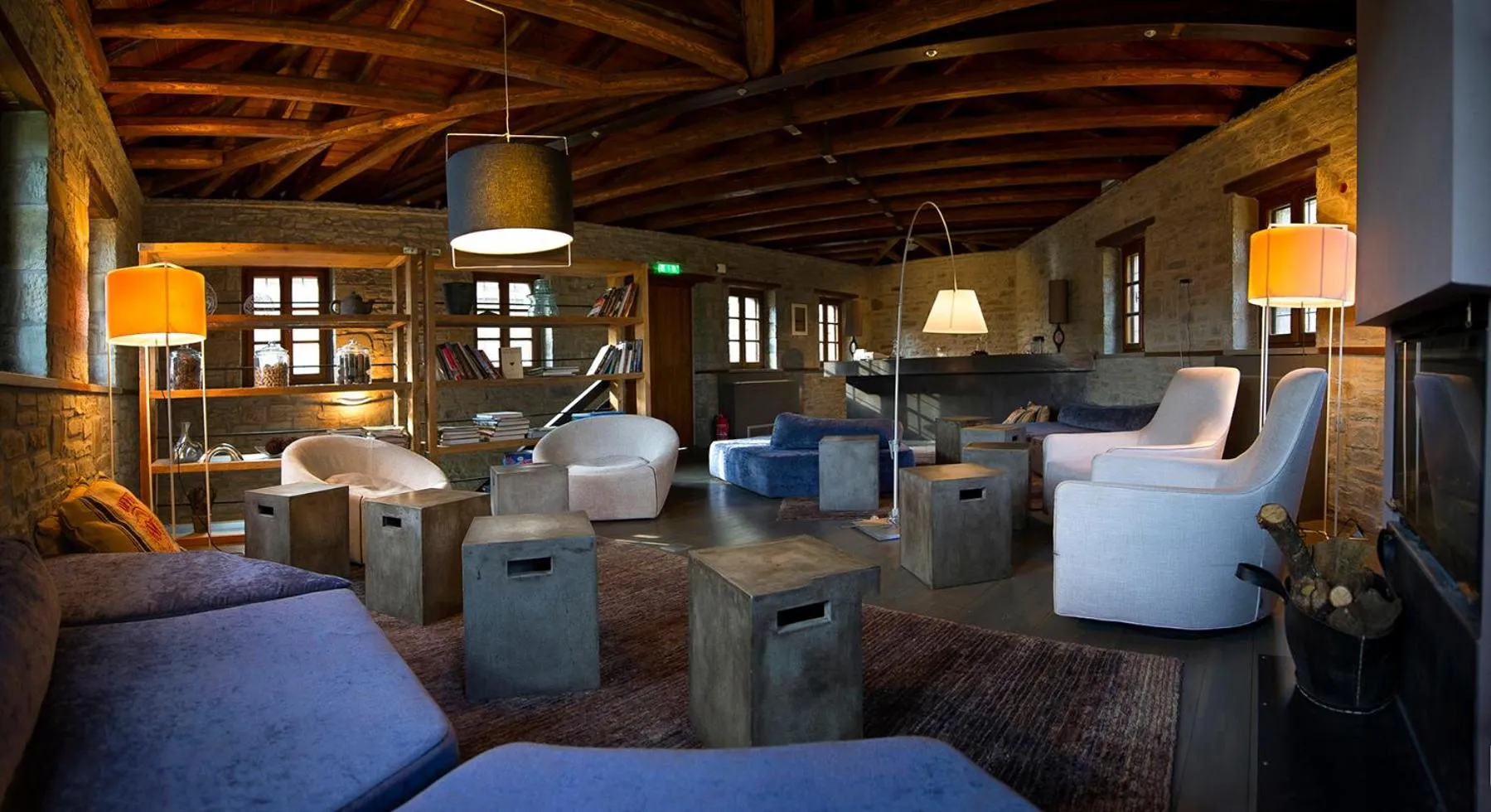 Lounge or bar in Kipi Suites