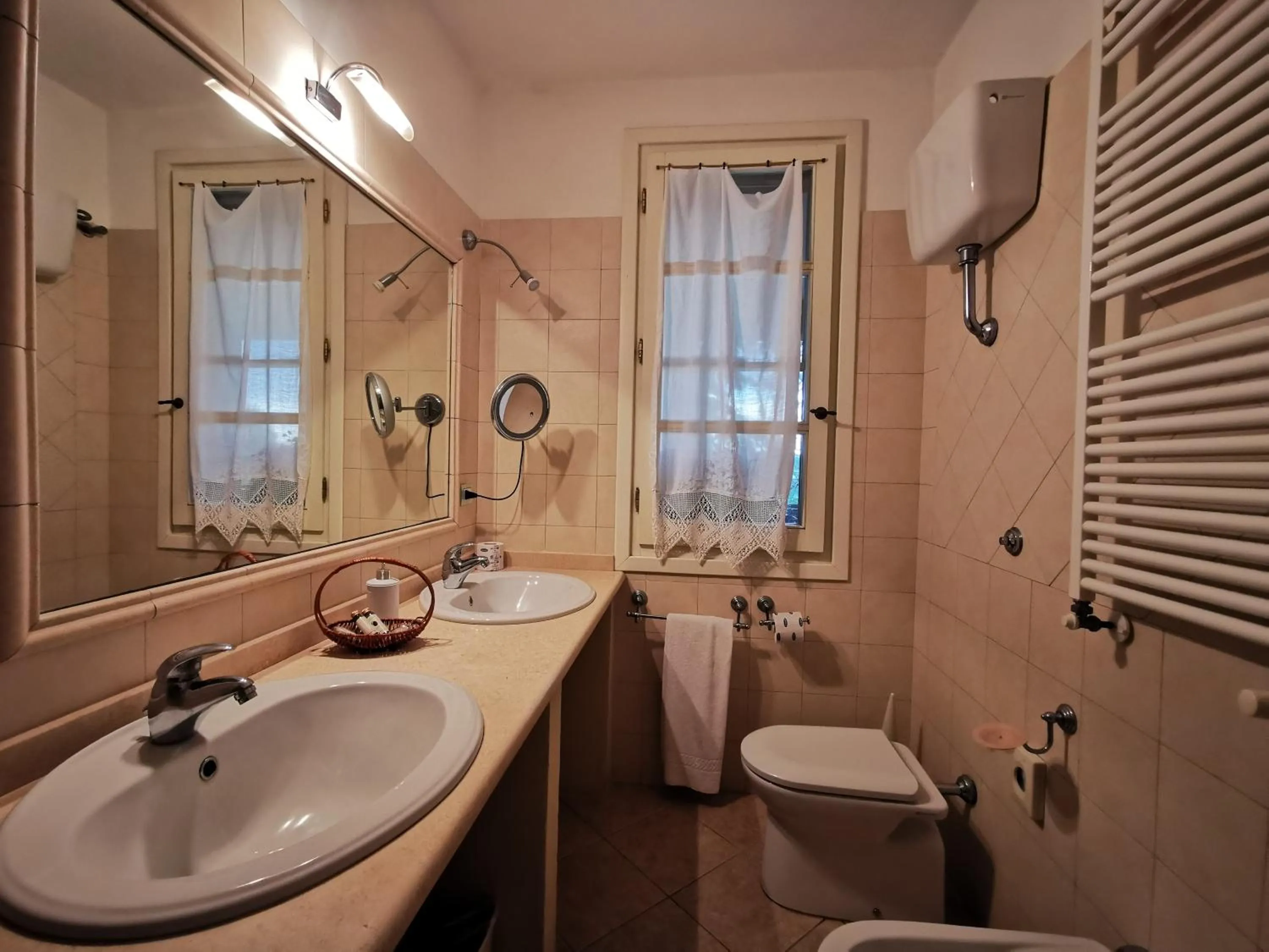Bathroom in Il Melograno Country House