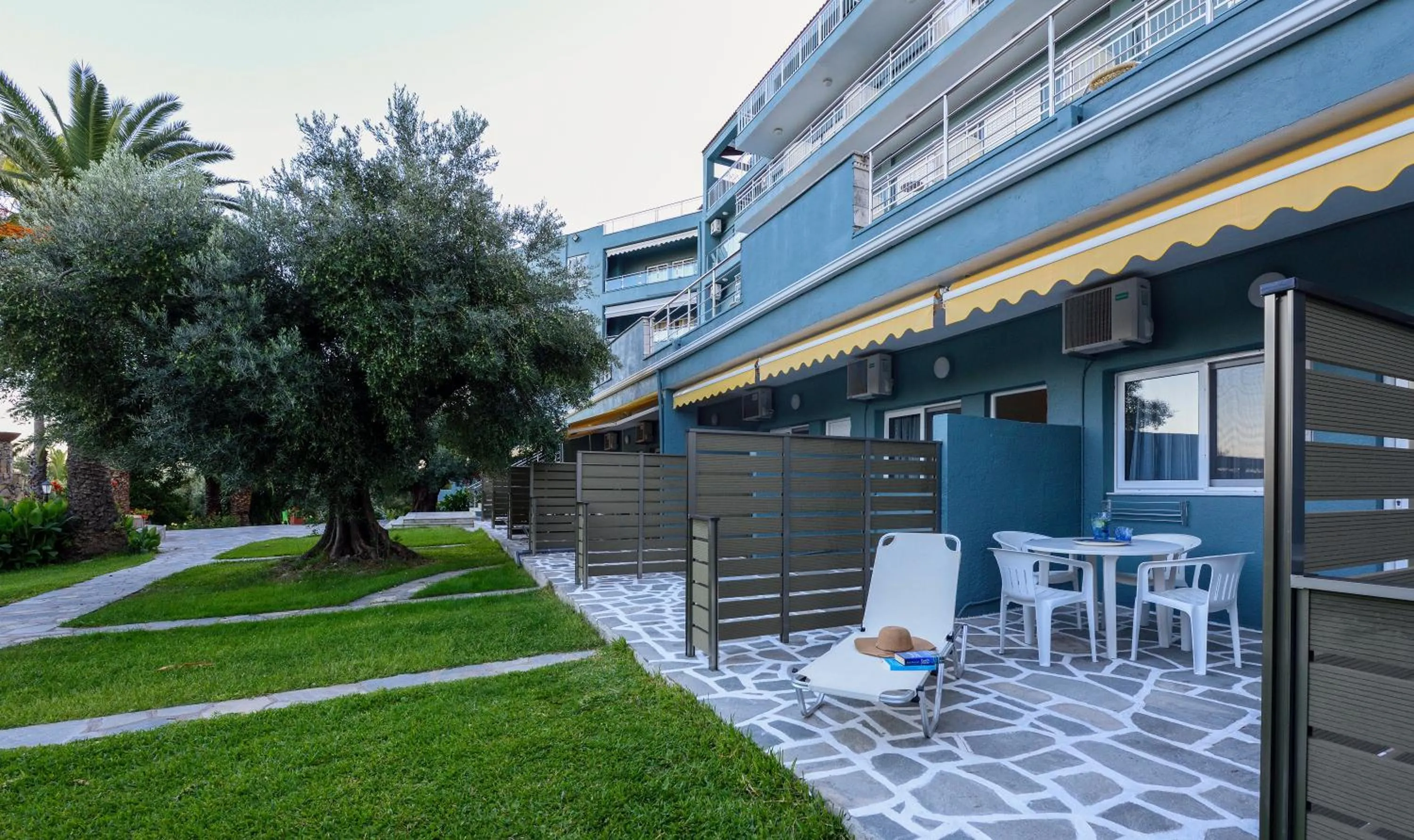 Balcony/Terrace in Mendi Hotel