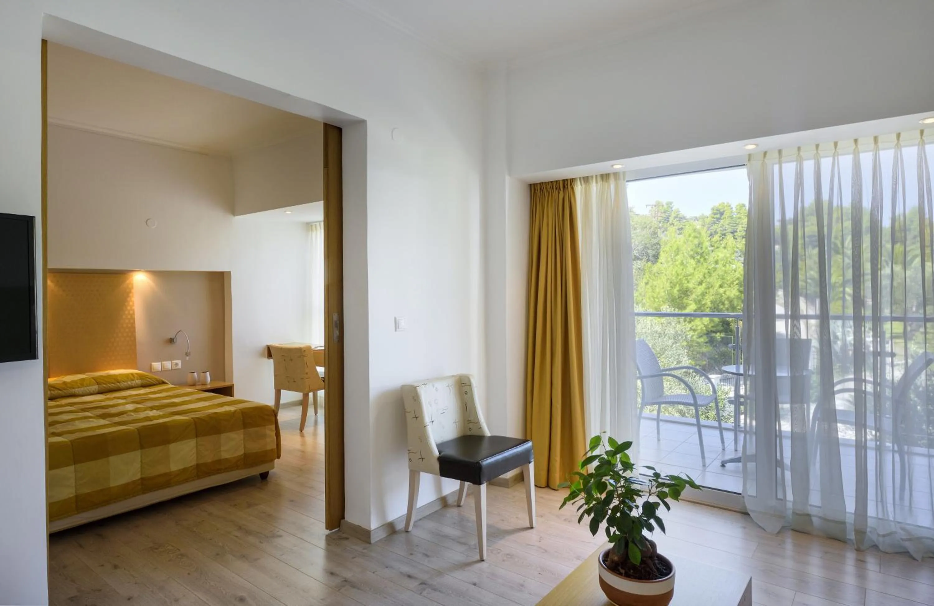 Living room in Mendi Hotel