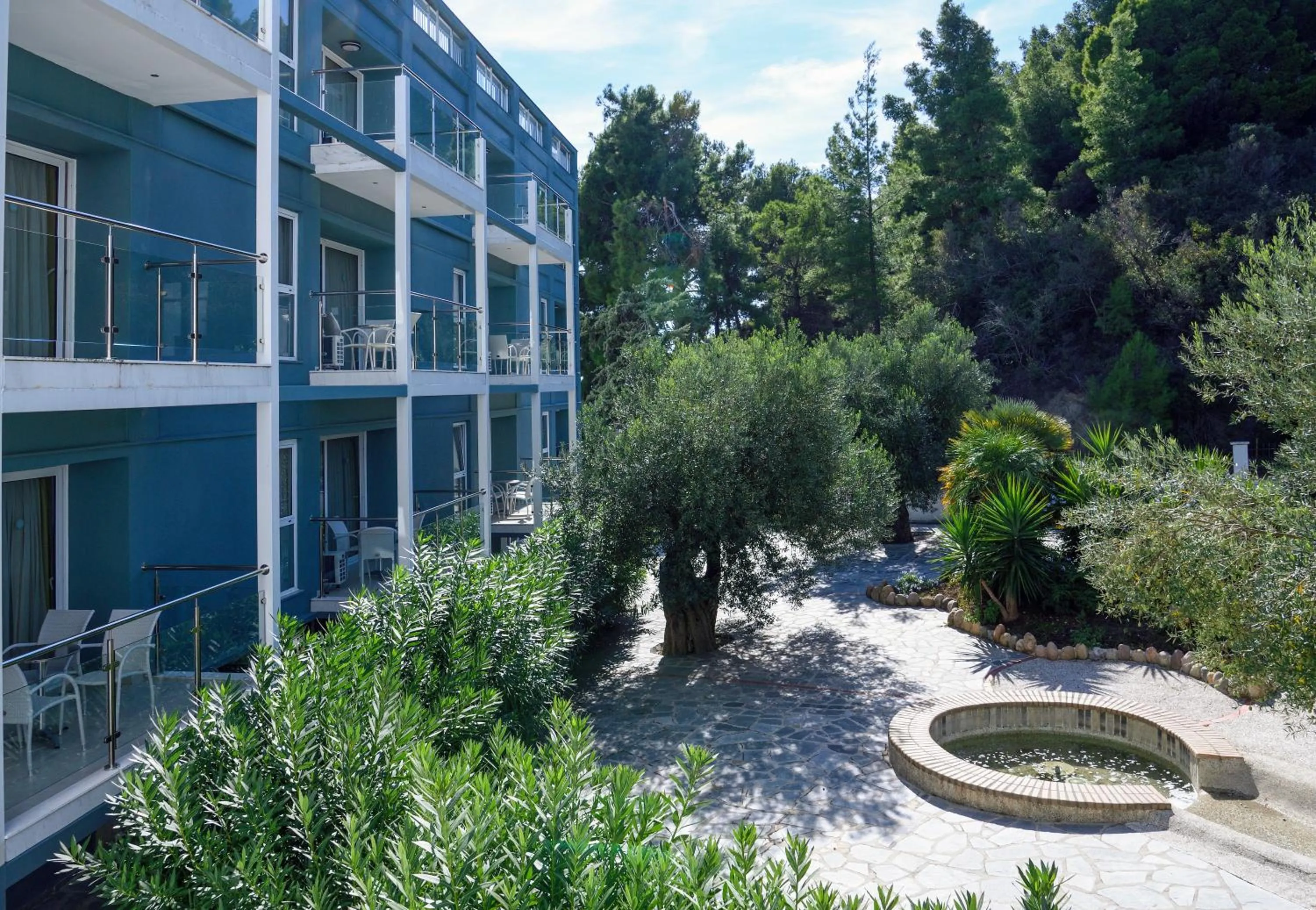 Balcony/Terrace in Mendi Hotel