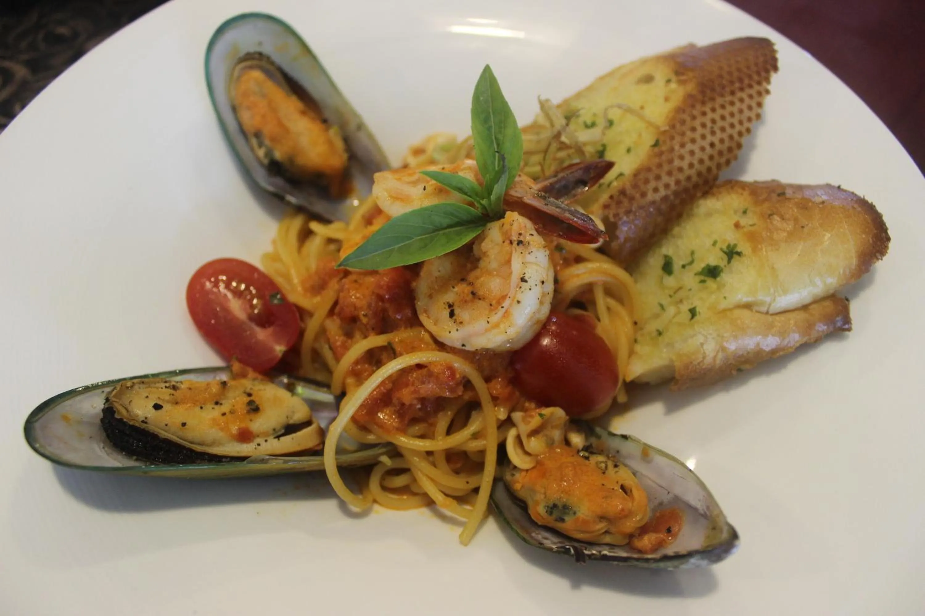 Royale Signature Hotel