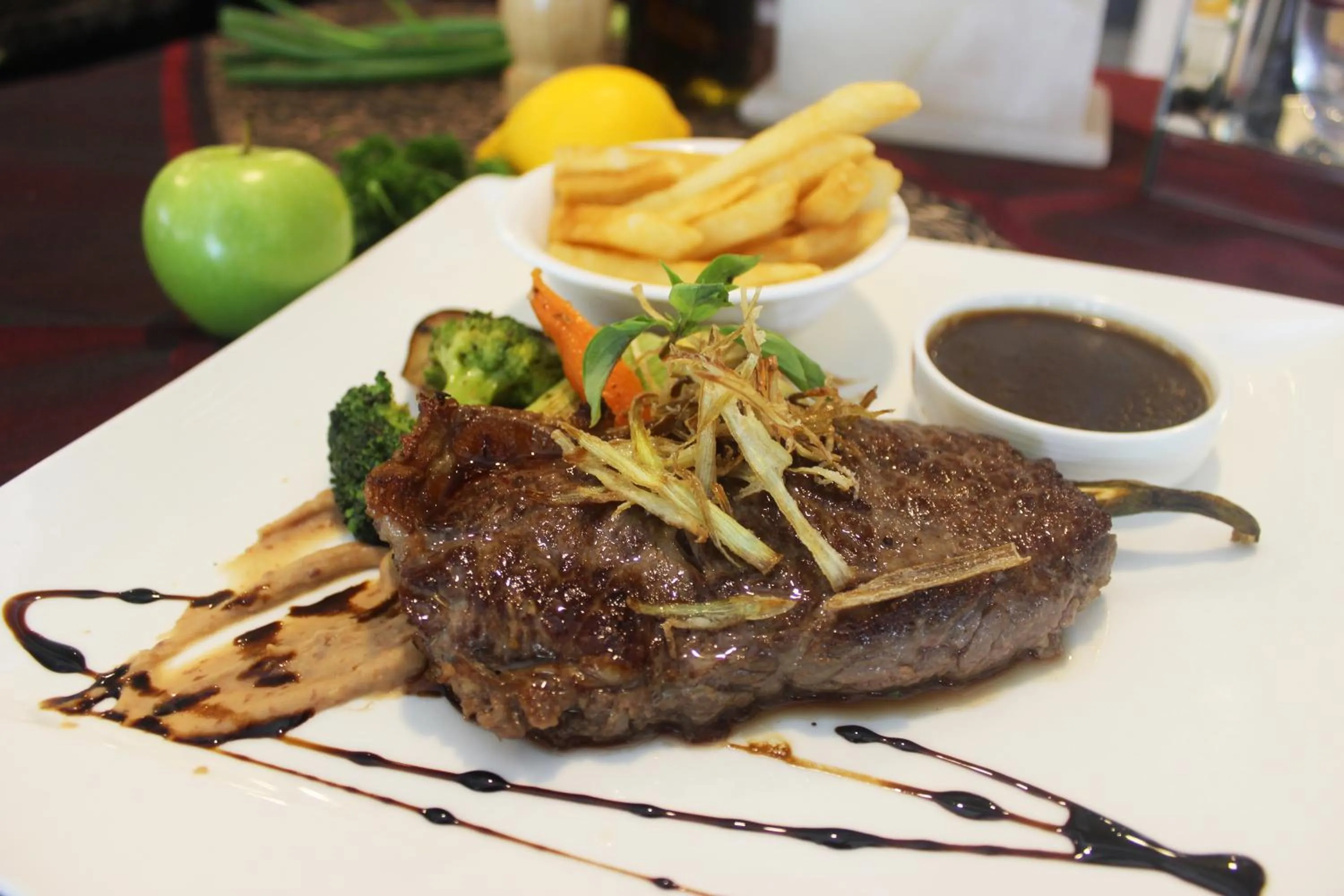 Royale Signature Hotel