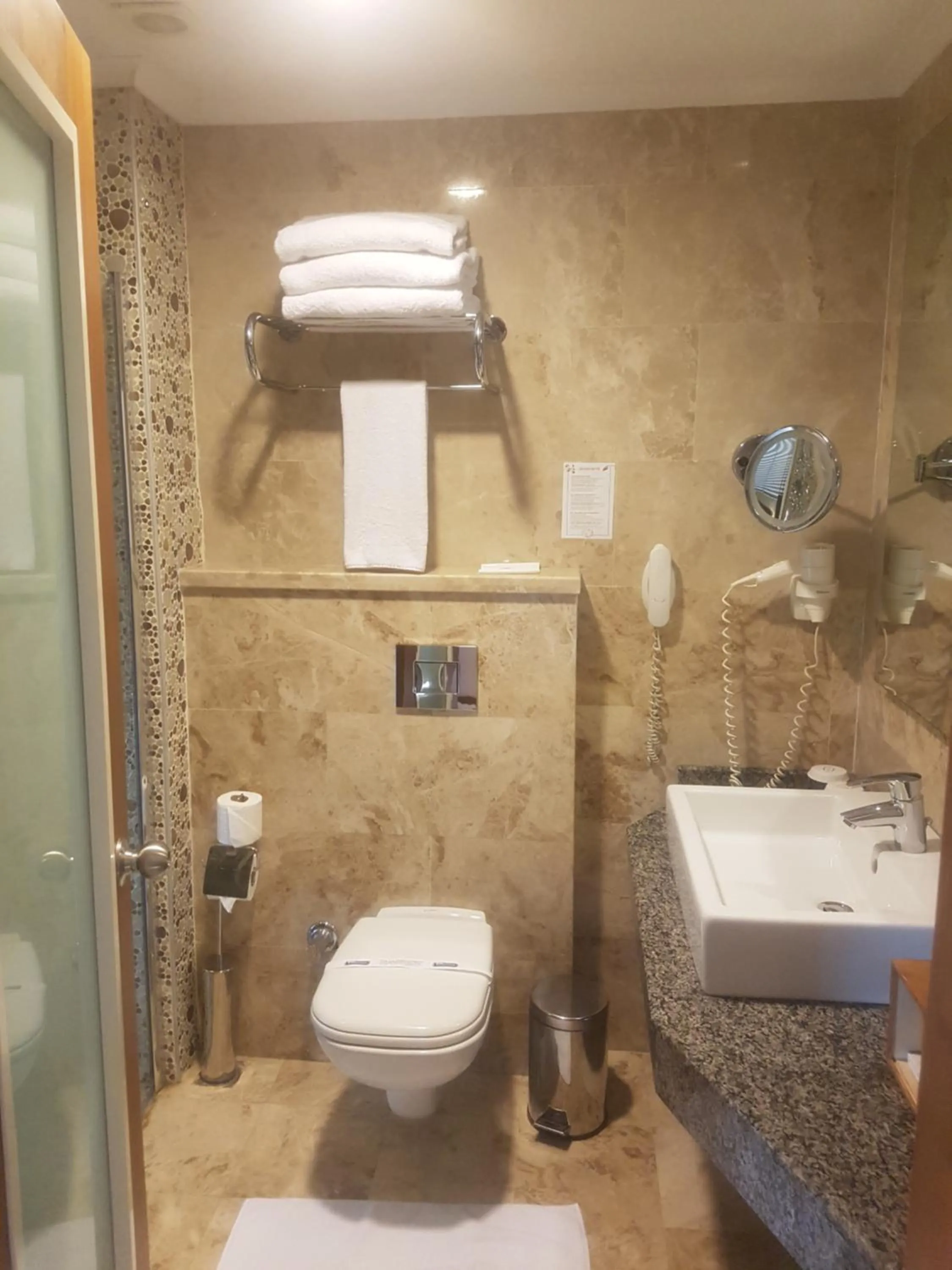 Bathroom in Grand Okan Hotel