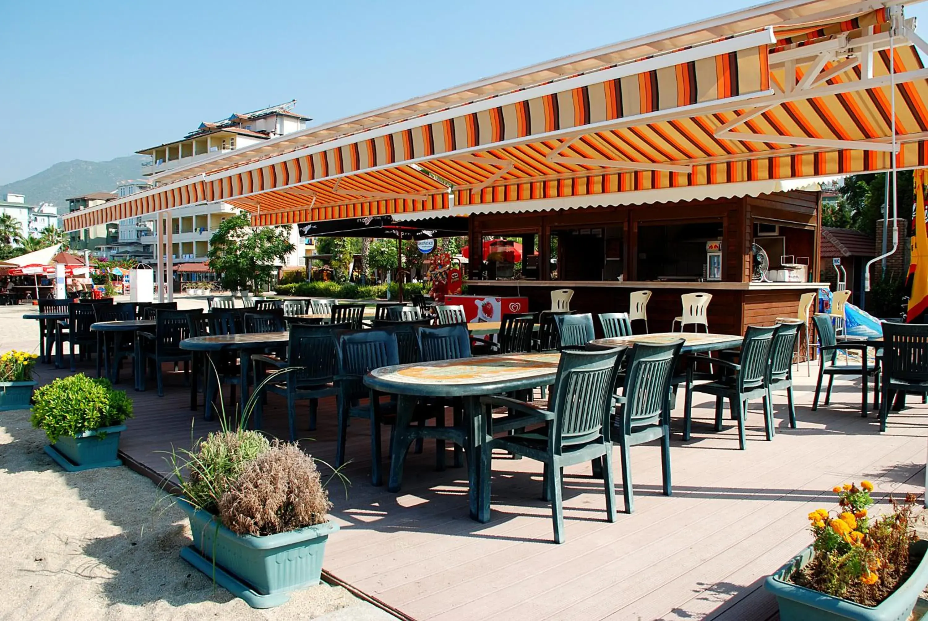 Restaurant/places to eat in Grand Okan Hotel Restaurant/places to eat in Grand Okan Hotel