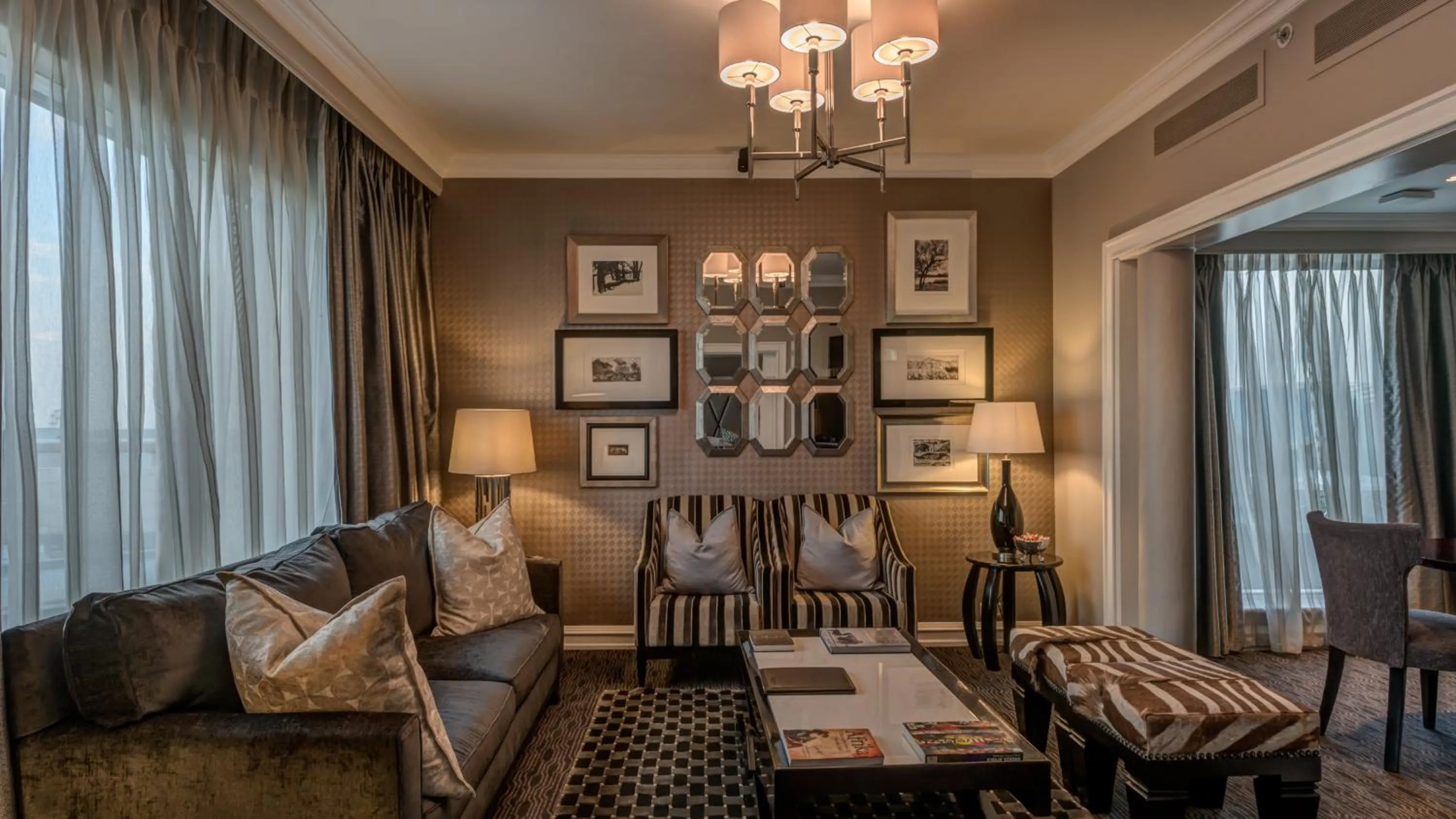 Photo of the whole room in InterContinental Johannesburg OR Tambo Airport Hotel by IHG