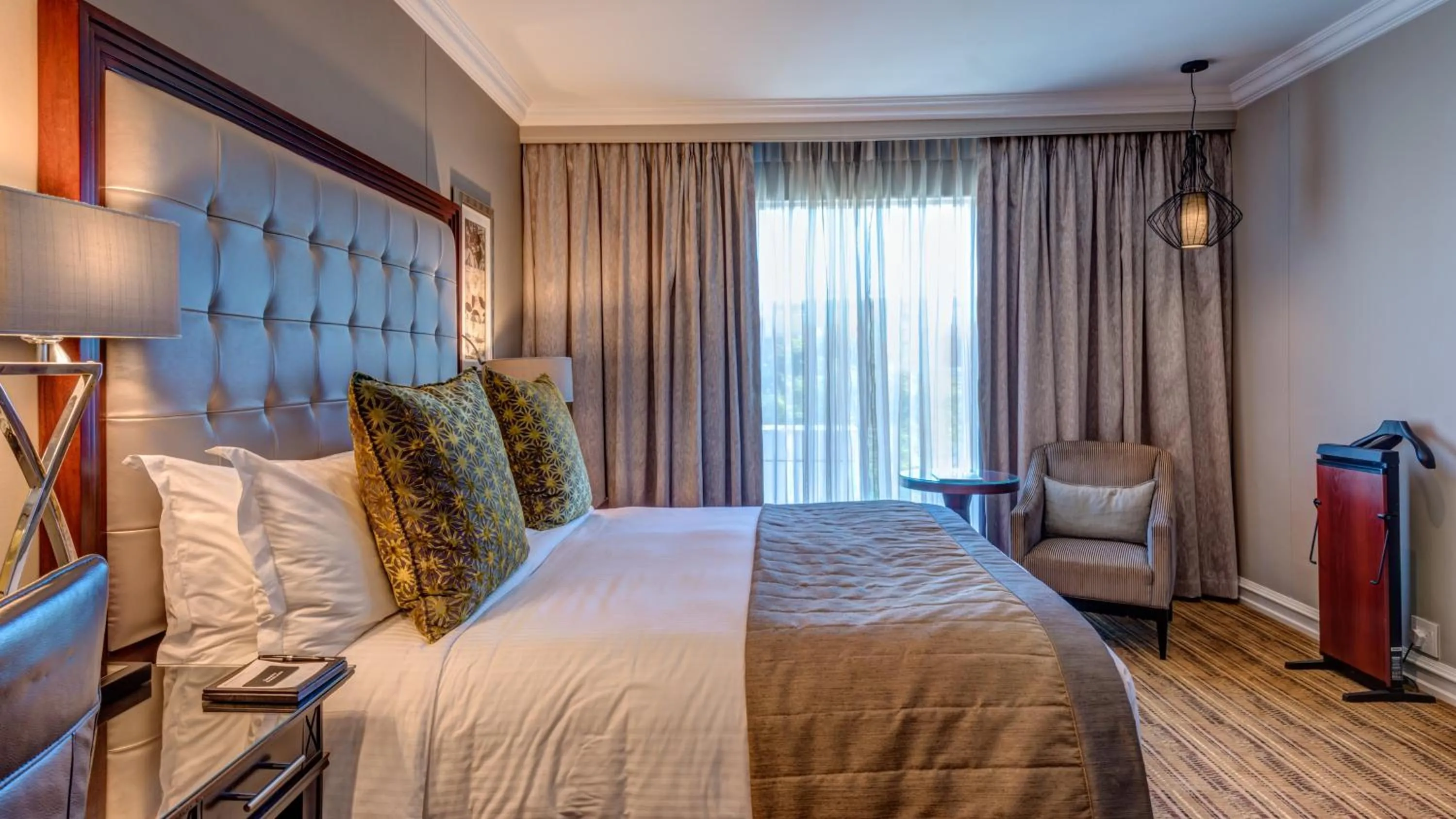 Photo of the whole room, Bed in InterContinental Johannesburg OR Tambo Airport Hotel by IHG