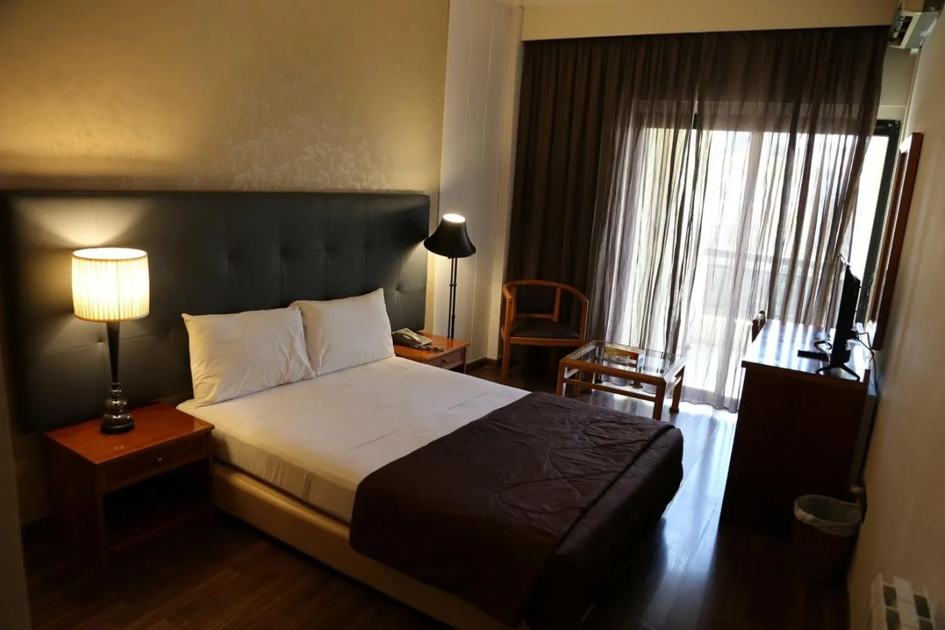 Bed in Charles Hotel