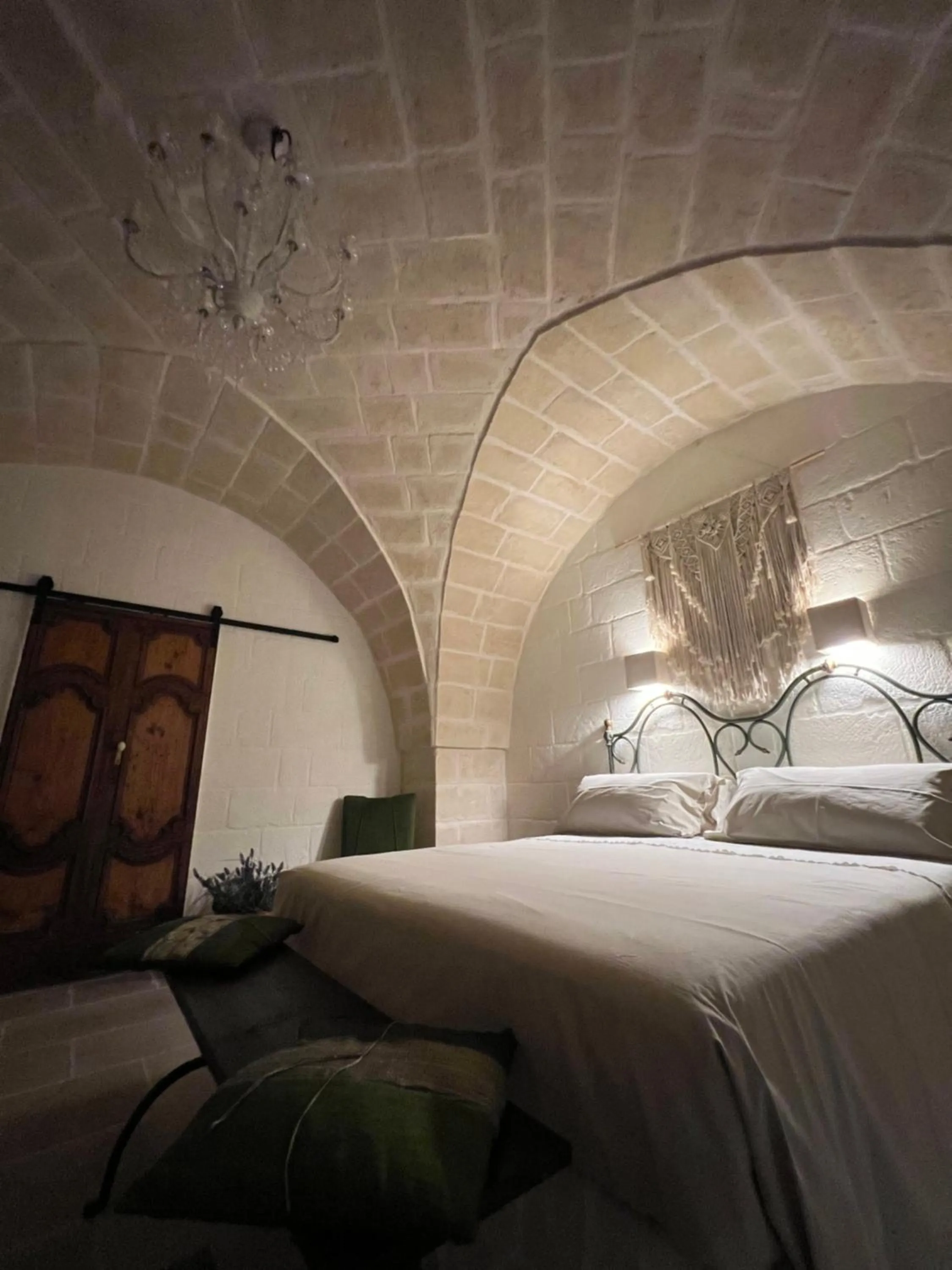 Bed in I Trulli del Tupparello