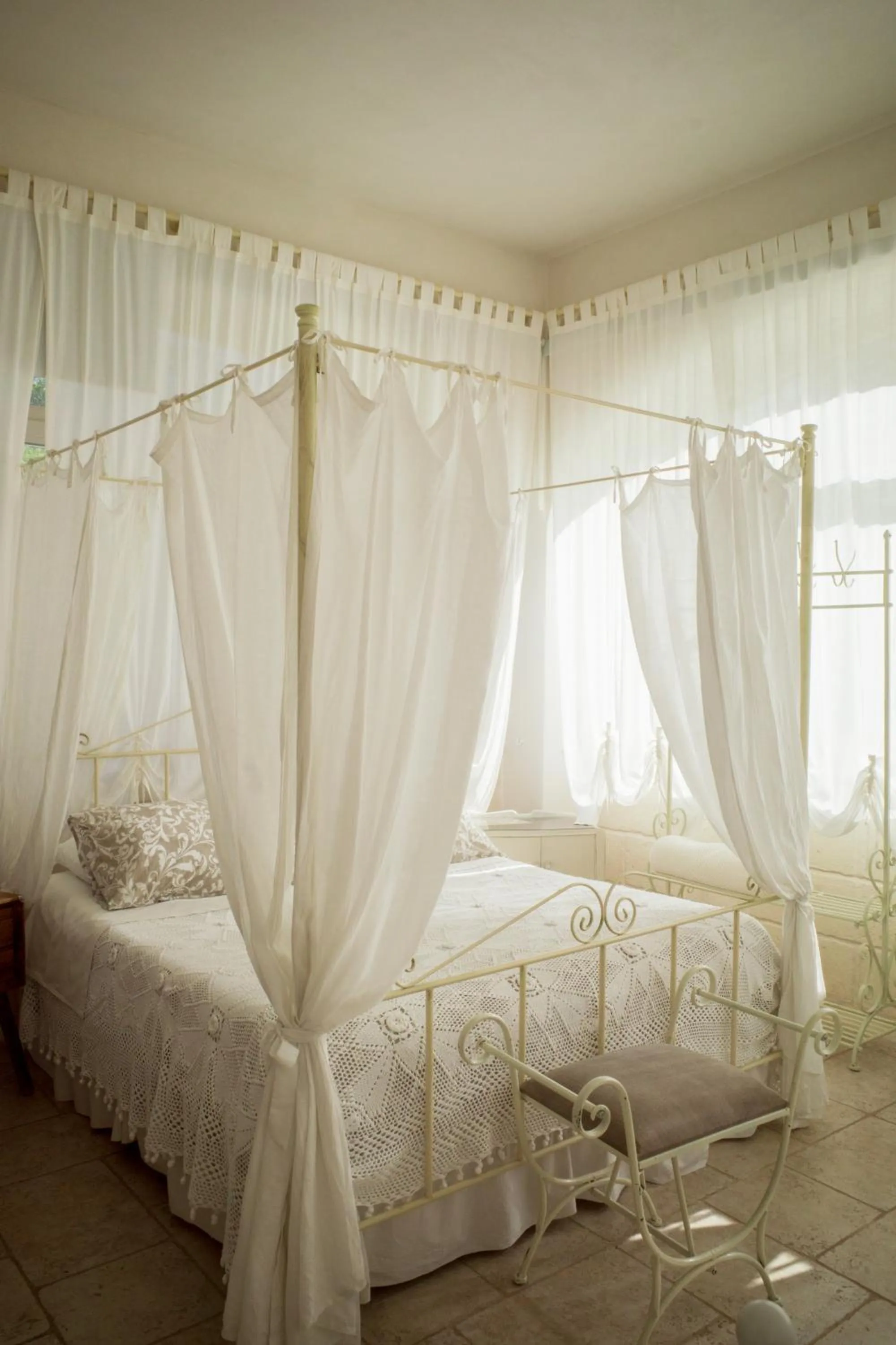 Bed in I Trulli del Tupparello