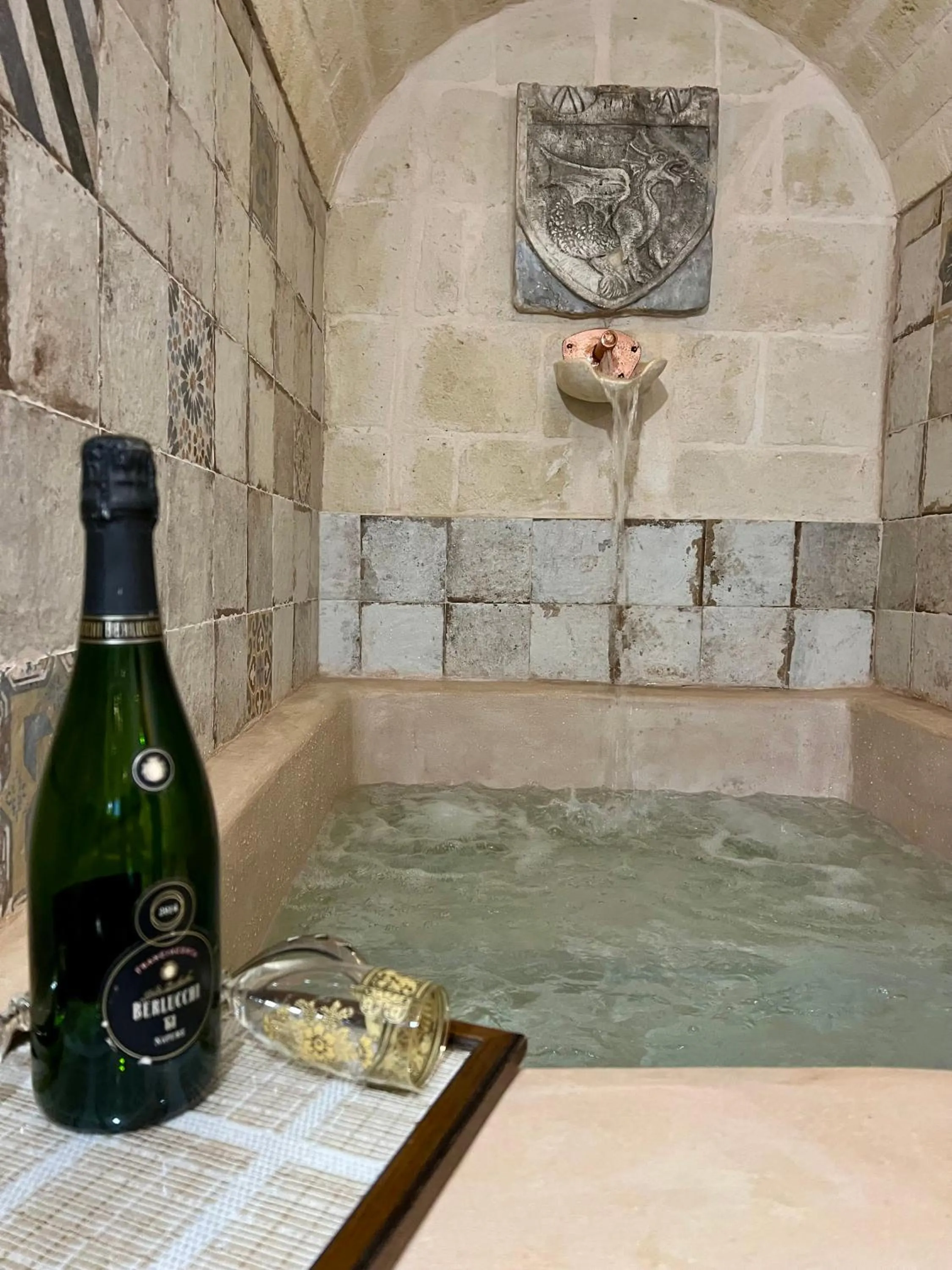 Hot Tub in I Trulli del Tupparello