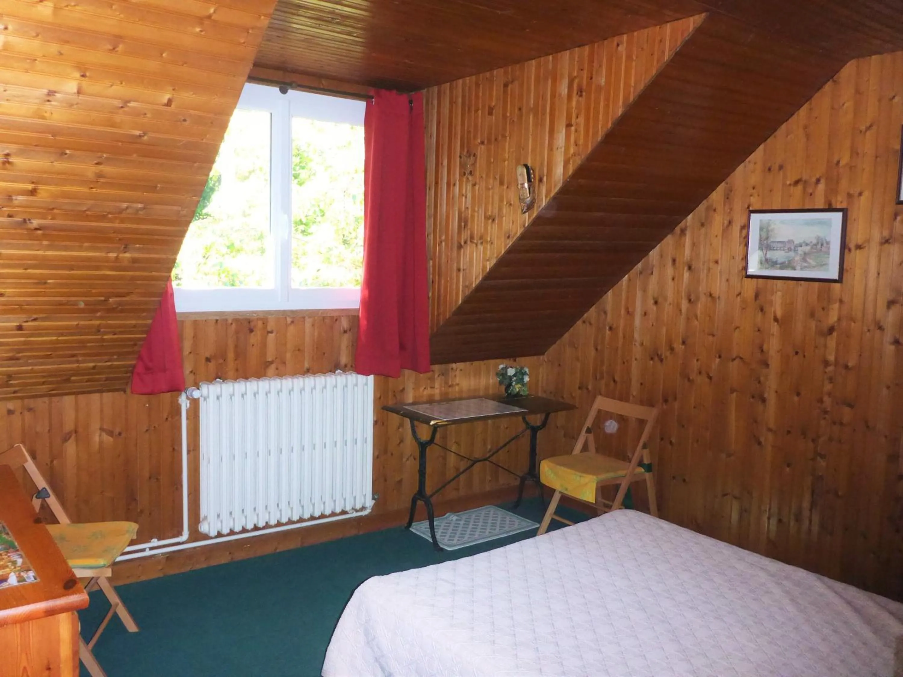 Bed in Le Buisson