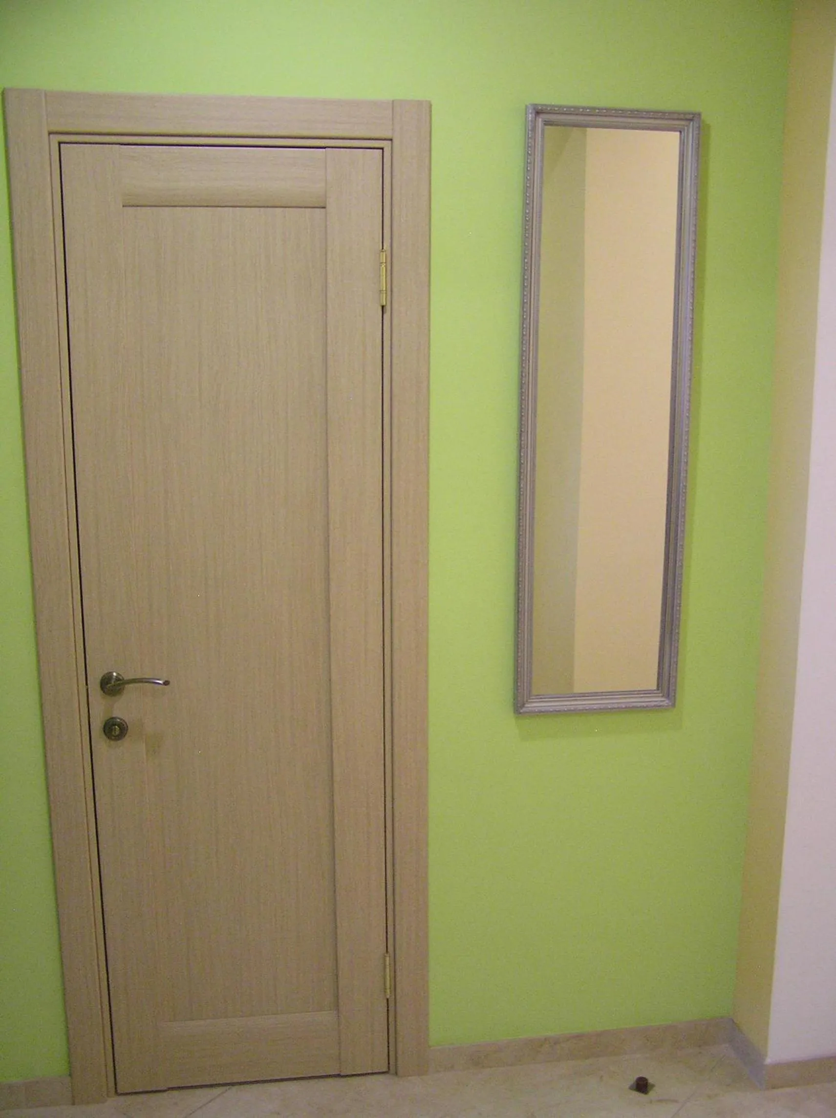 Orange Guest Rooms