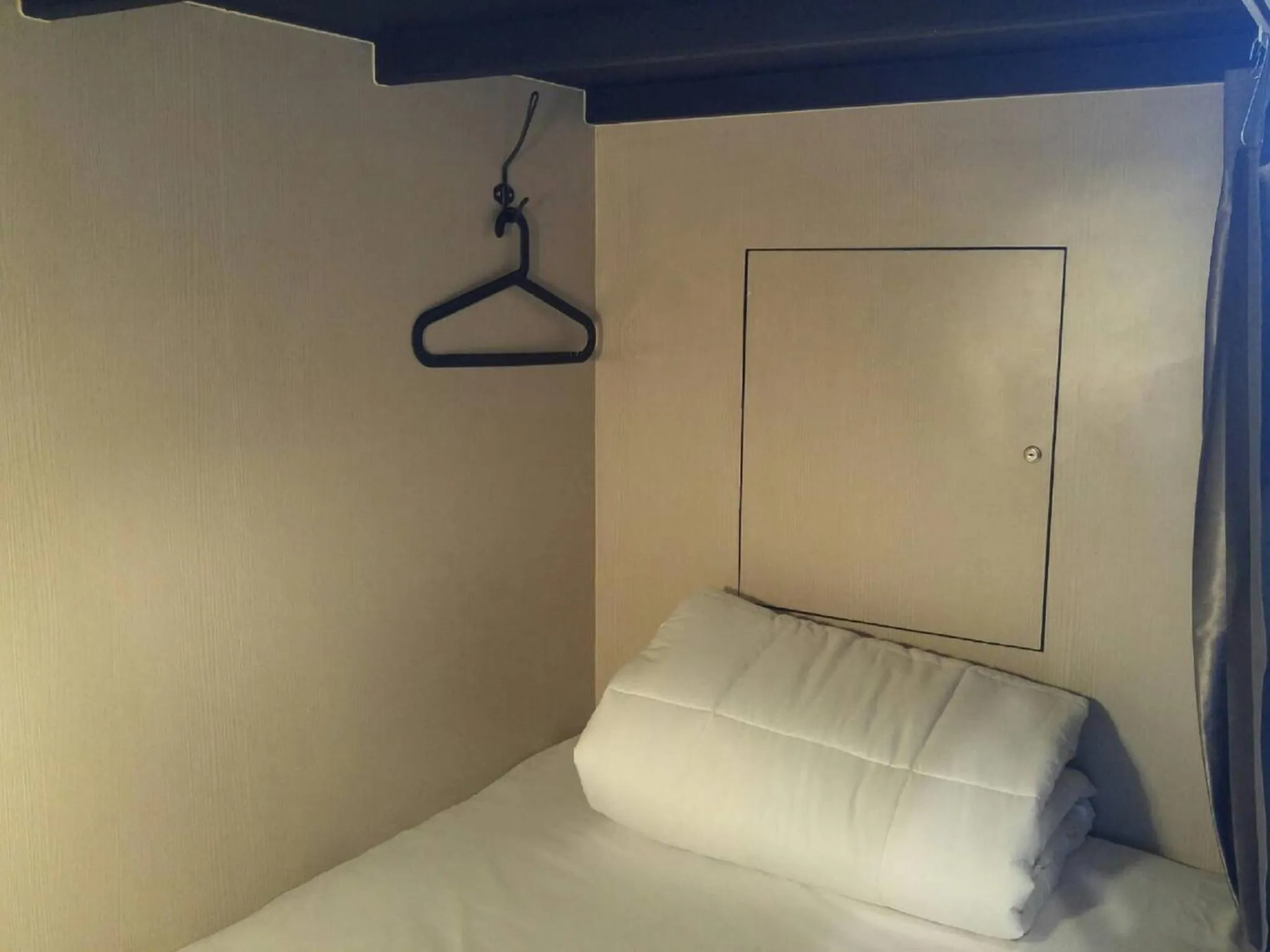 Bed in Rowhou8e Hostel Hua Hin 106