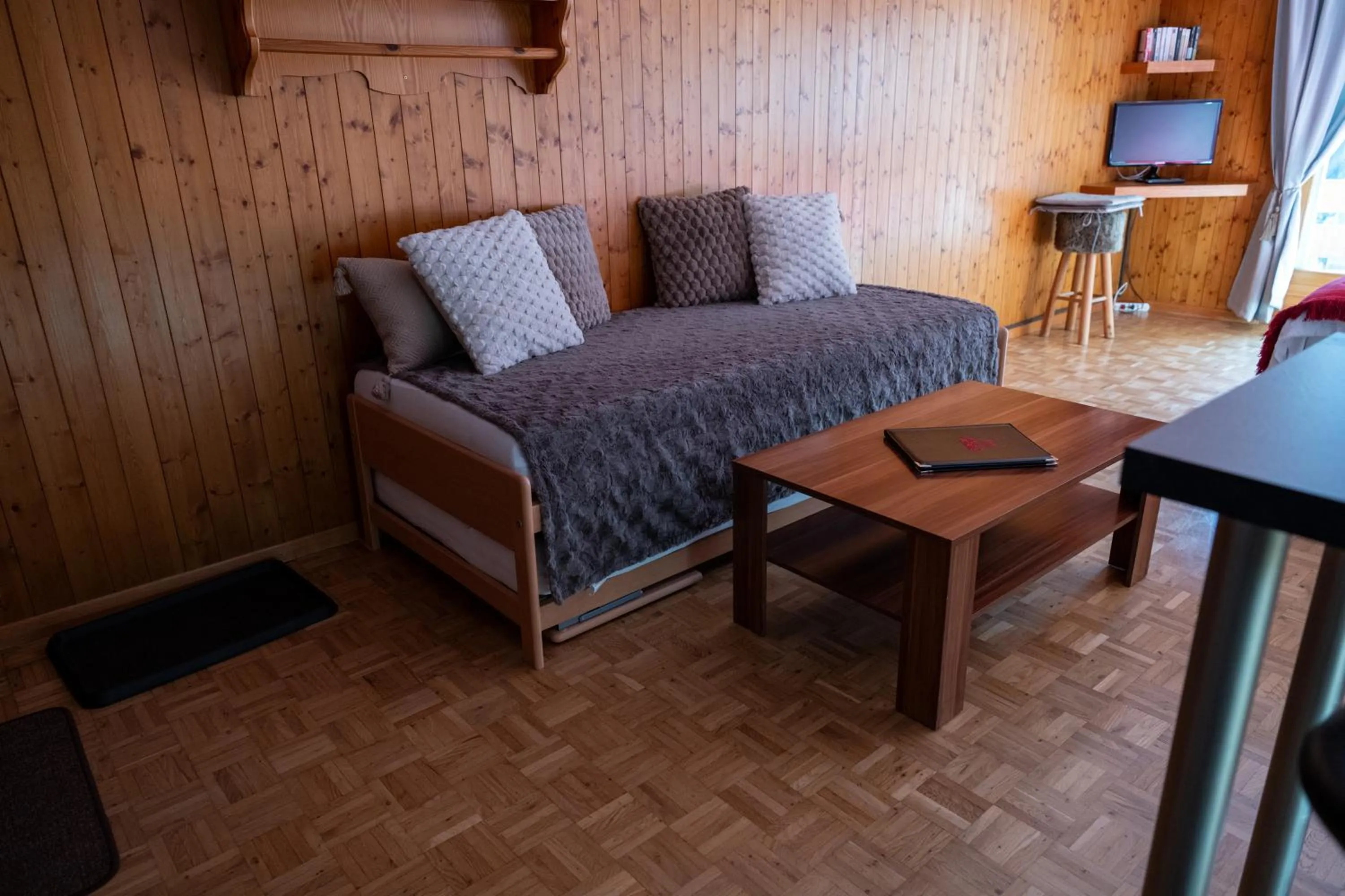 Bed in Le Vieux Valais