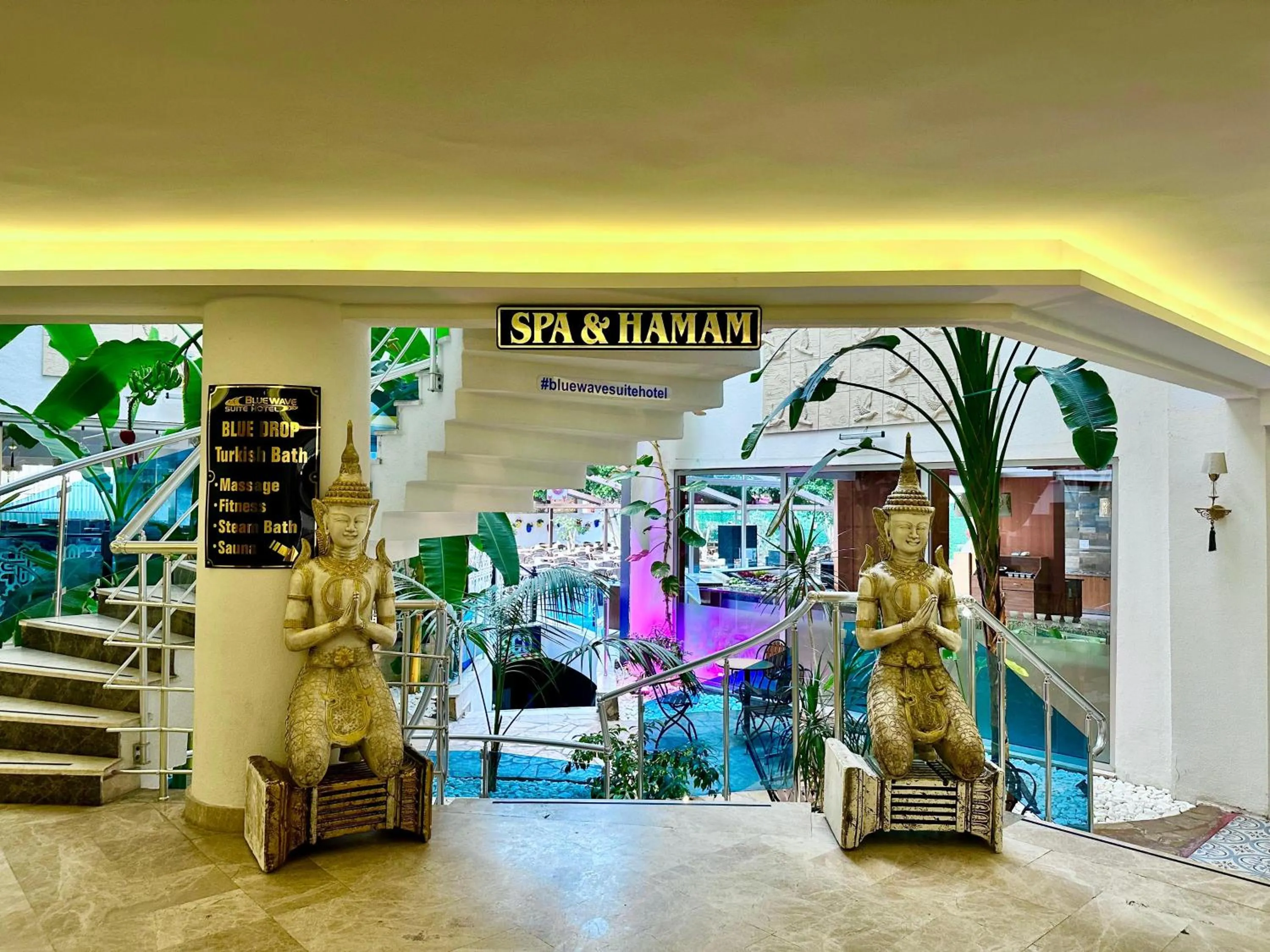 Spa and wellness centre/facilities in Blue Wave Suite Hotel