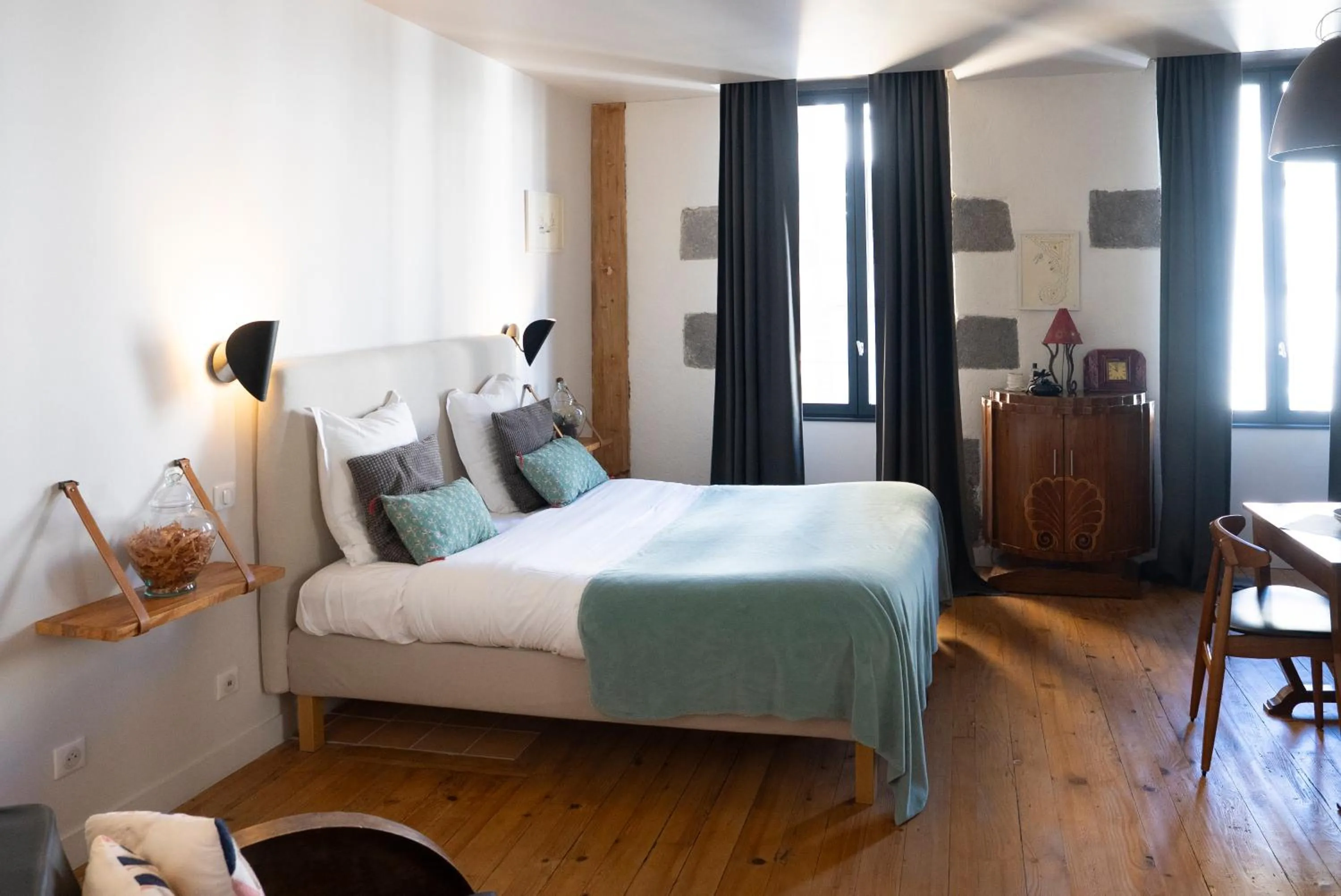 Bed in La Tour Grégoire