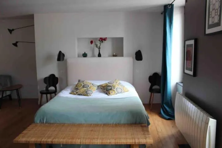 Bed in La Tour Grégoire