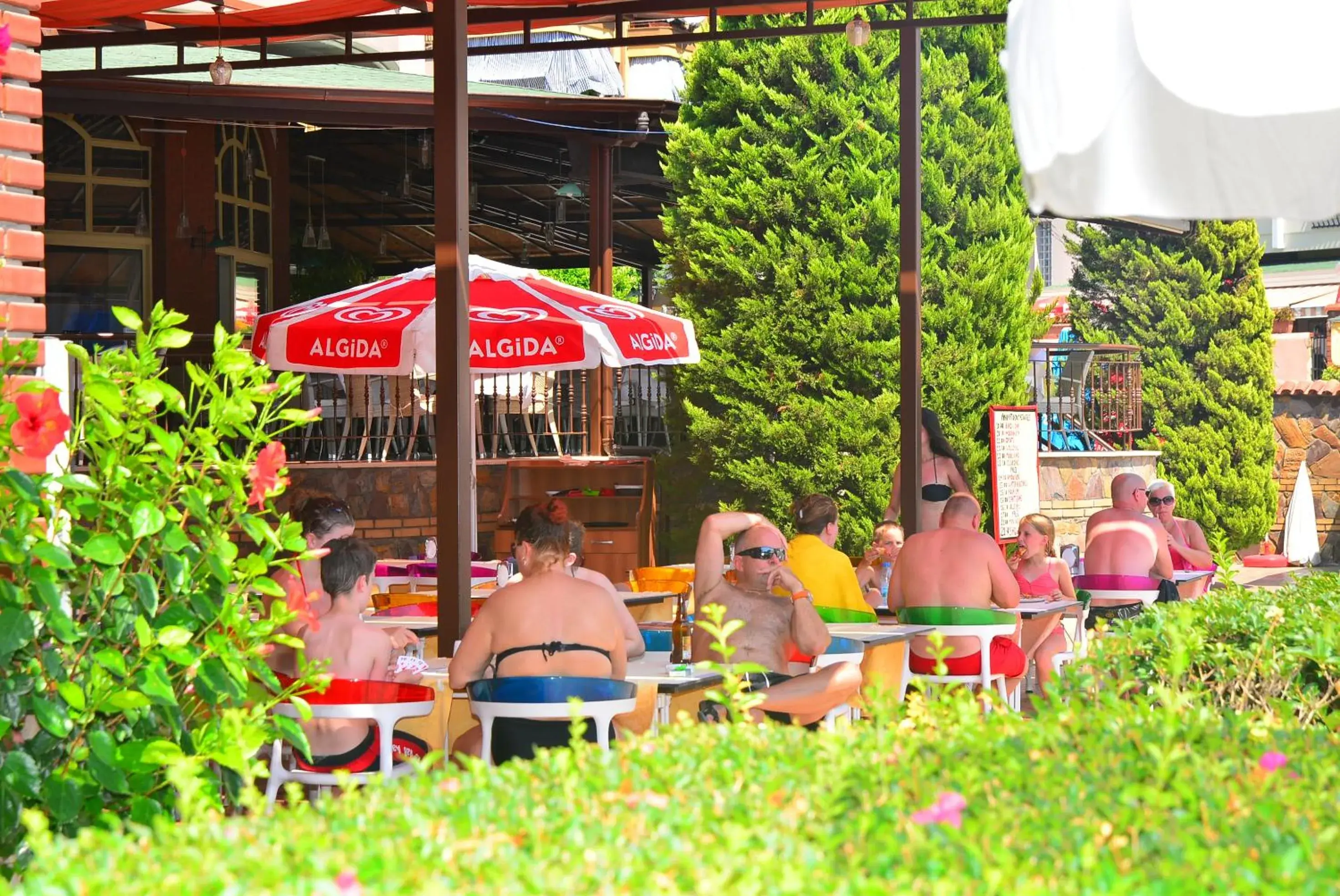 Lounge or bar in Club Sidar Apart Hotel Lounge or bar in Club Sidar Apart Hotel