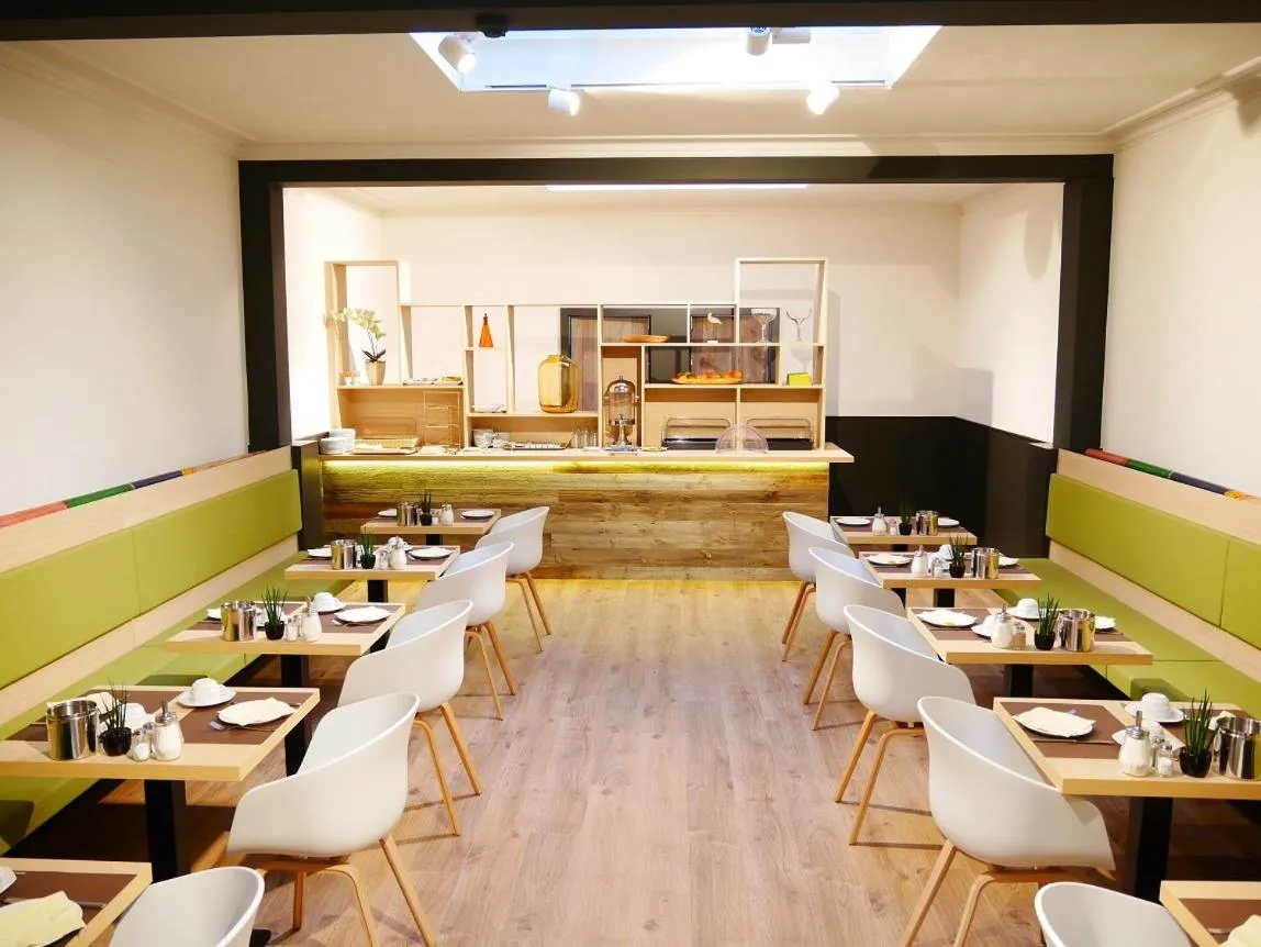 Restaurant/places to eat in Hotel Albert Plage