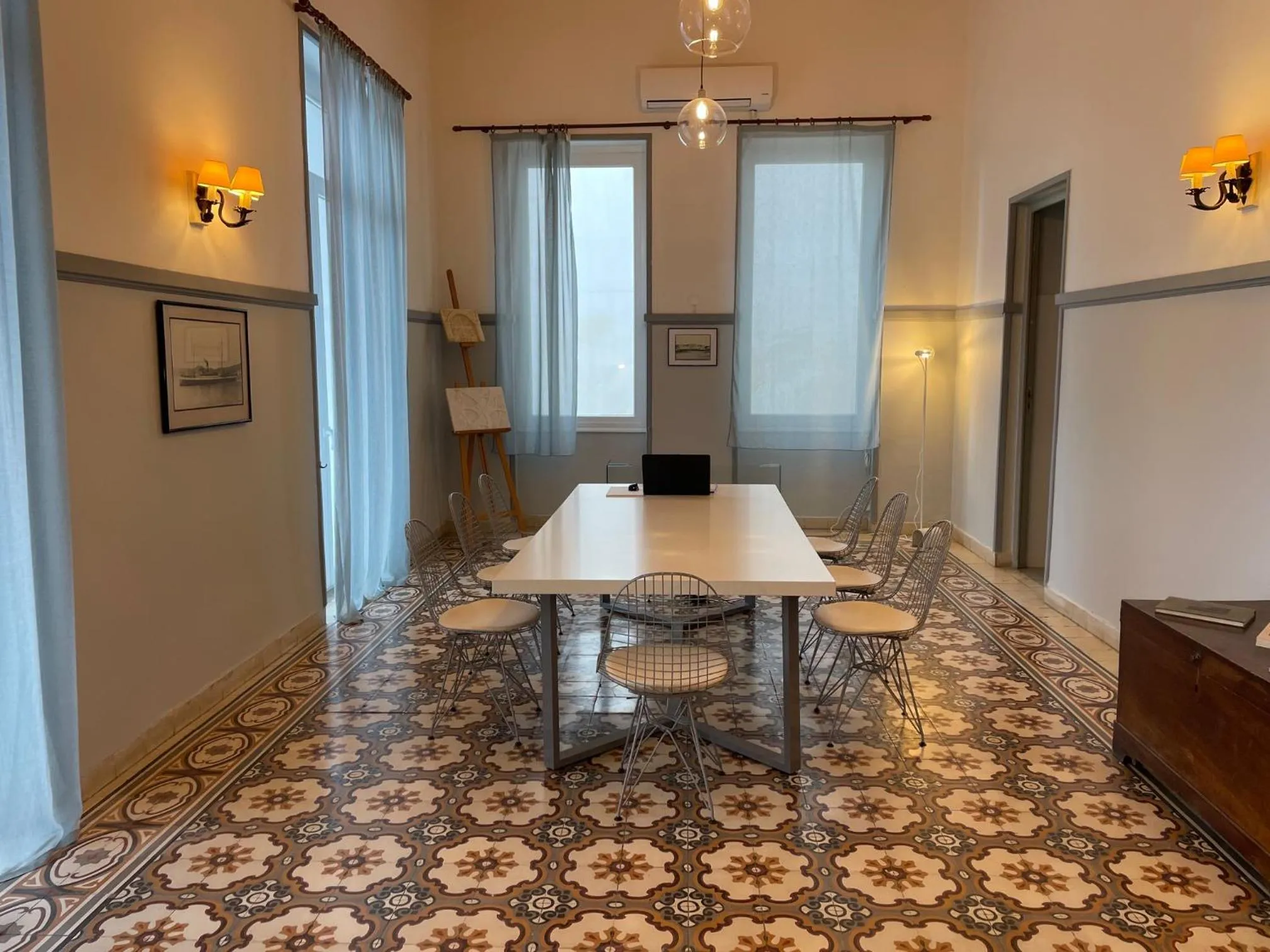 Lobby or reception in Tinion Urban Hotel