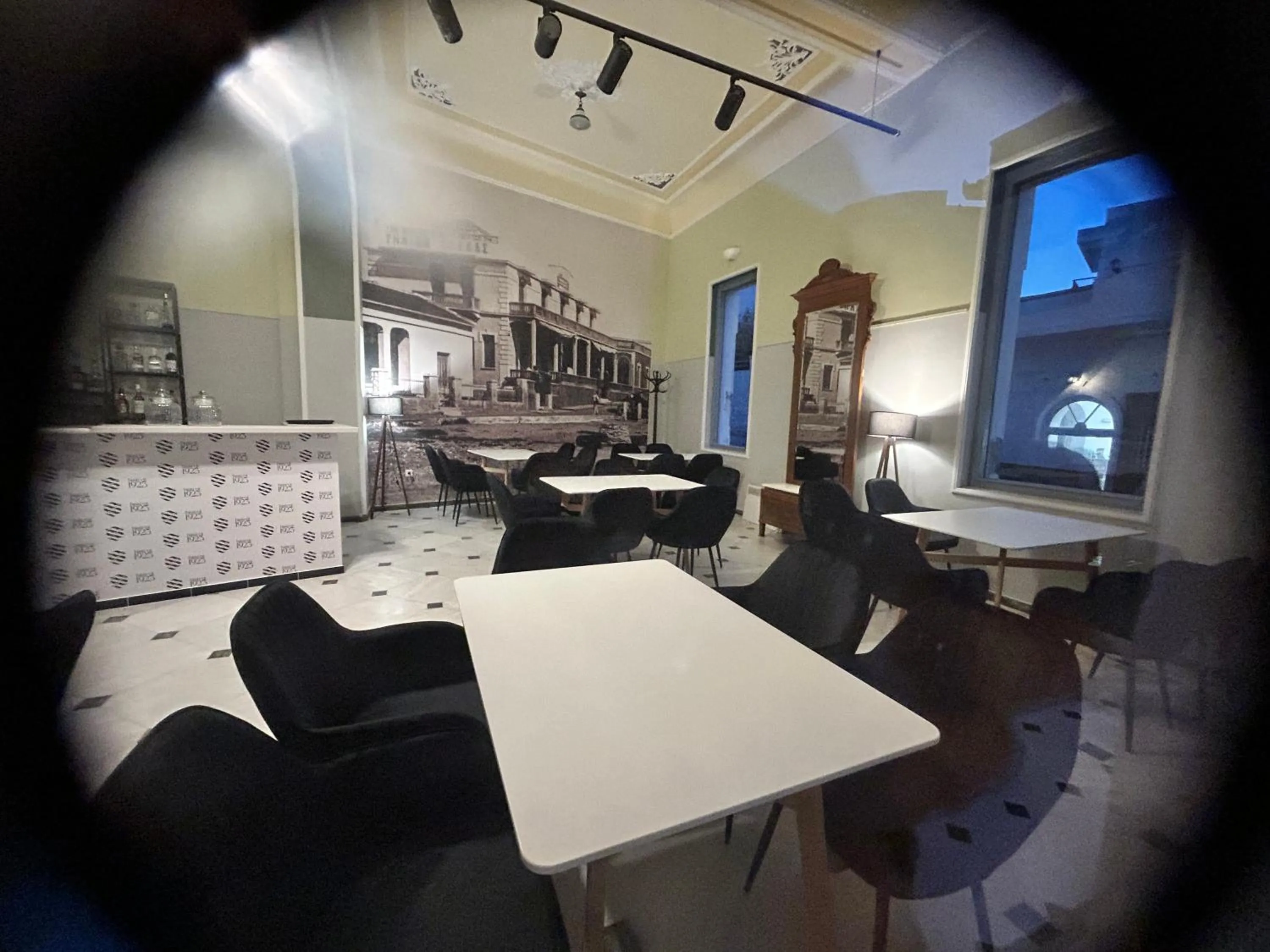 Breakfast in Tinion Urban Hotel