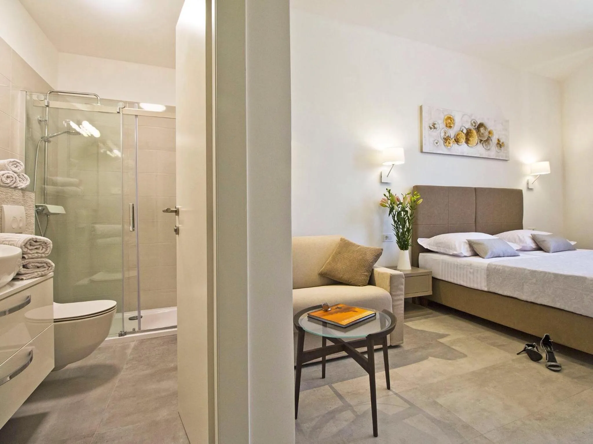 Bed in Luxury Rooms Pino