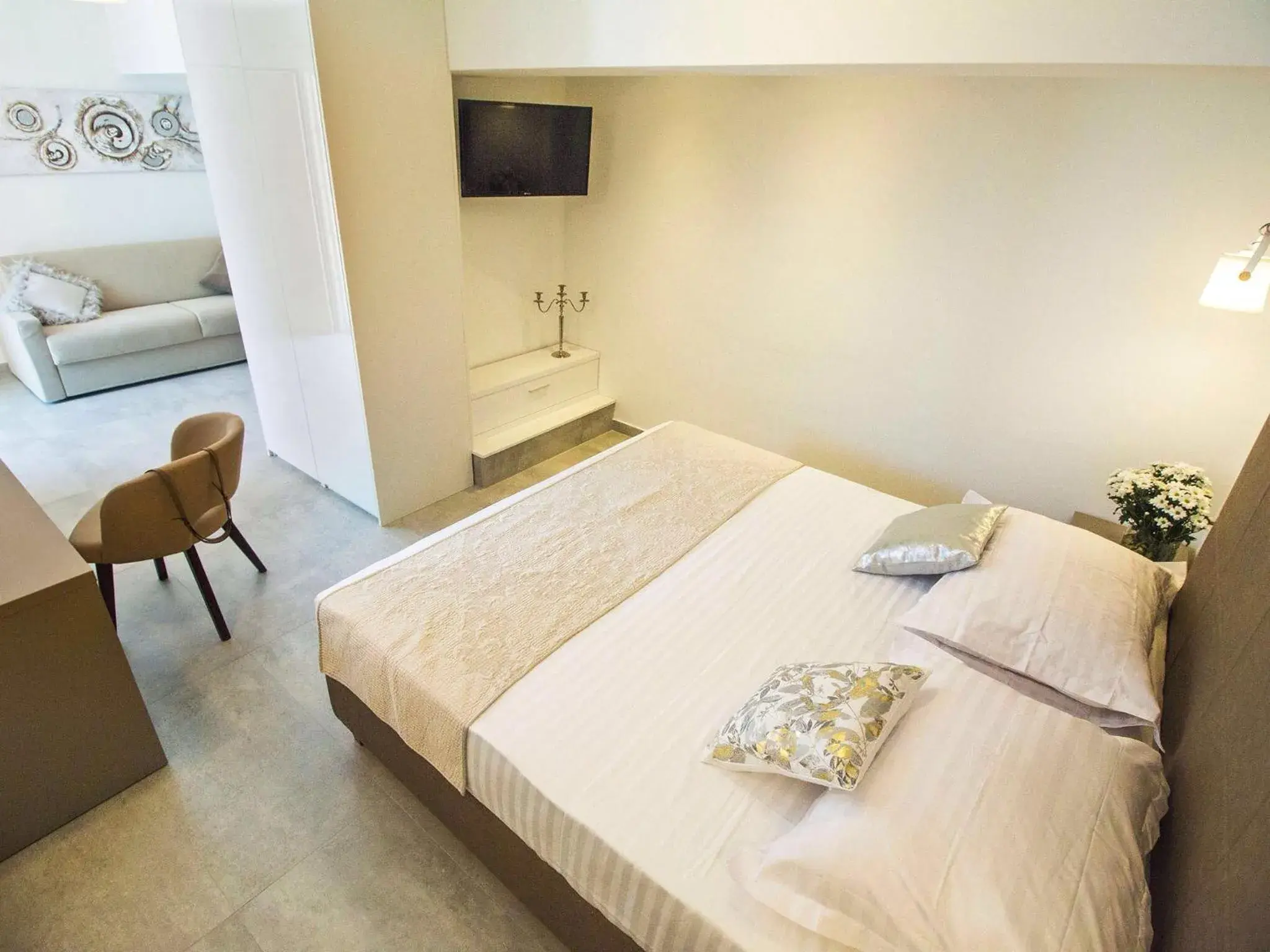 Superior Double Room with Pool View in Luxury Rooms Pino Superior Double Room with Pool View in Luxury Rooms Pino