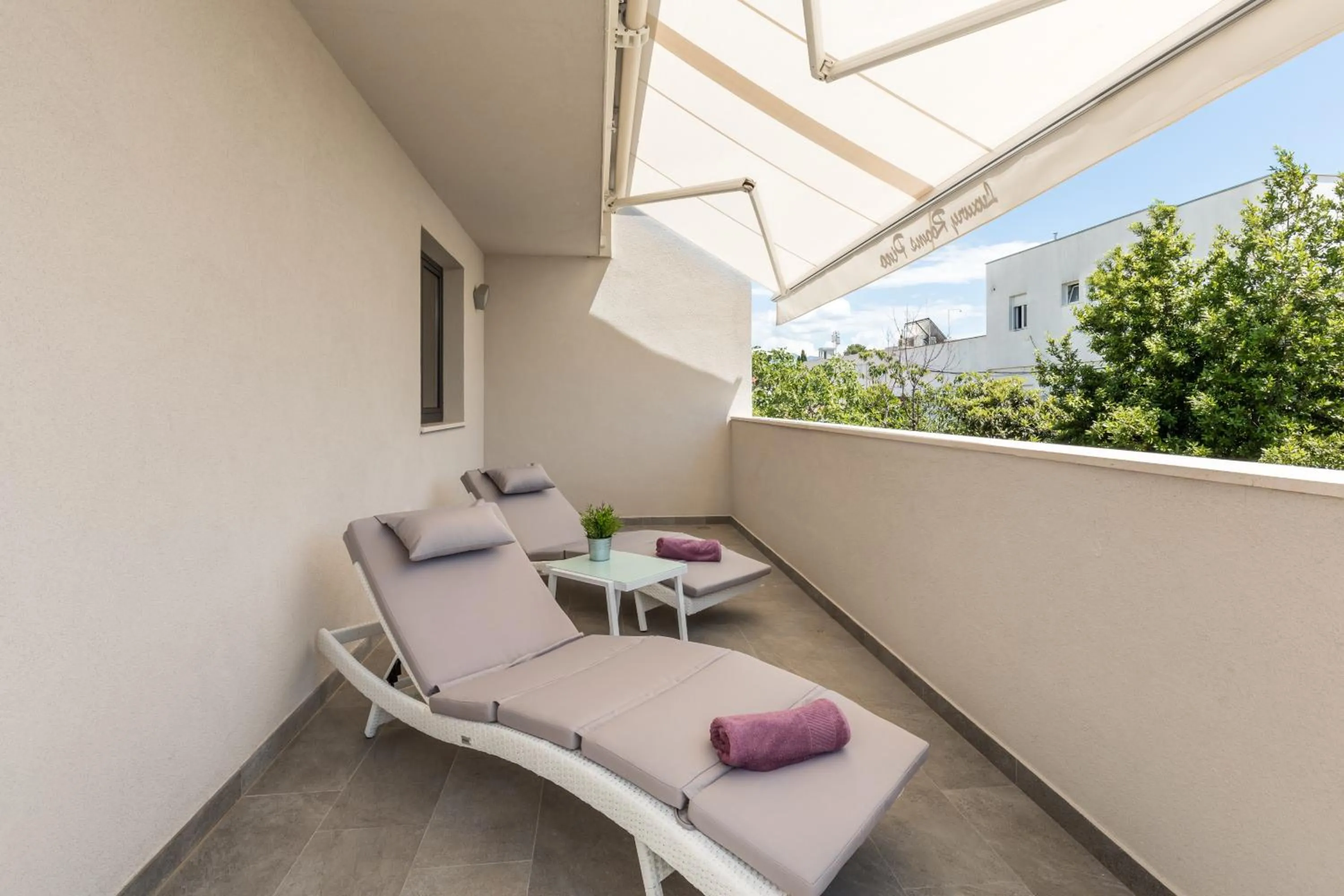 Balcony/Terrace in Luxury Rooms Pino