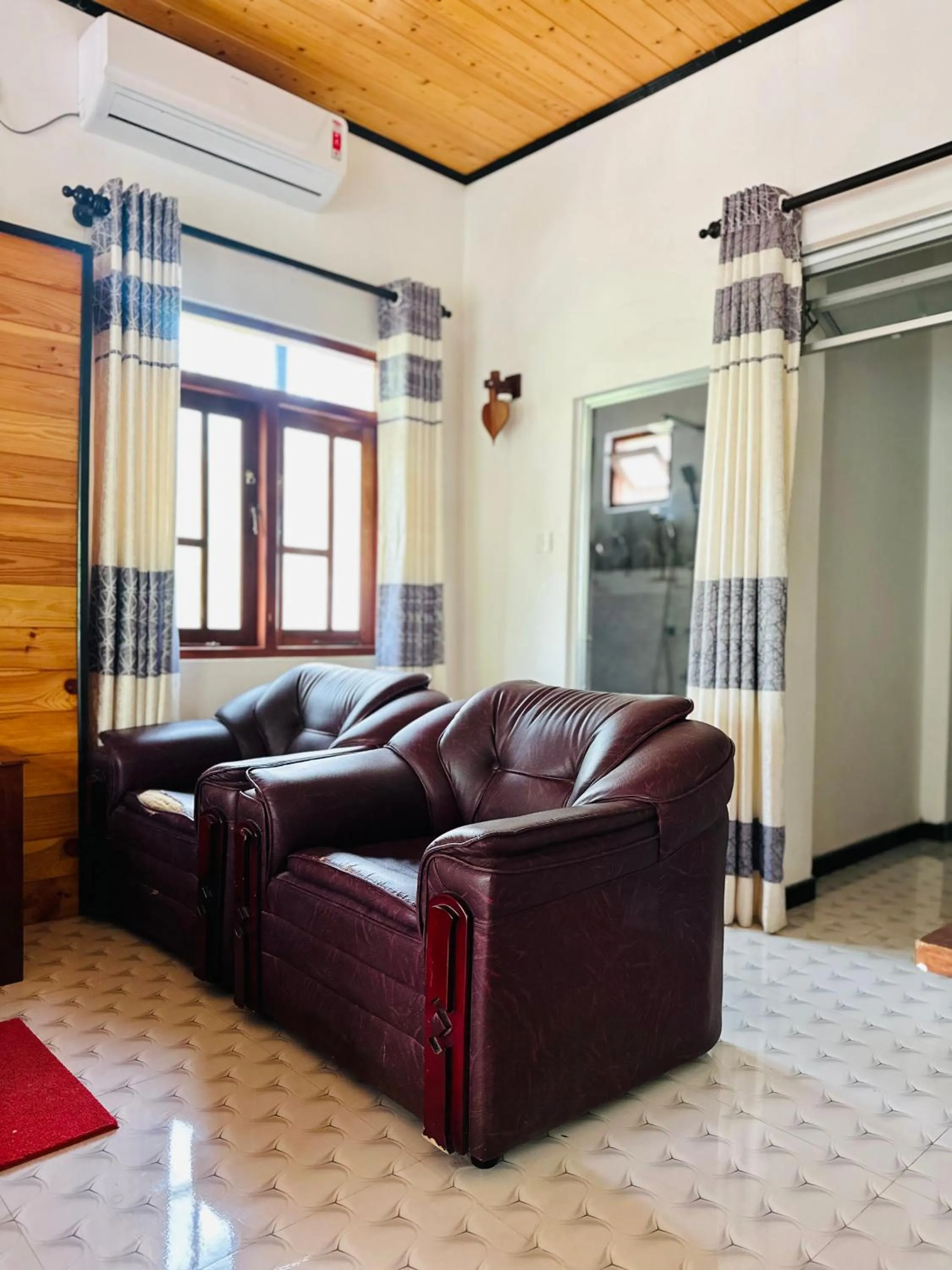 Living room in Rekawa Turtle Gate Hotel