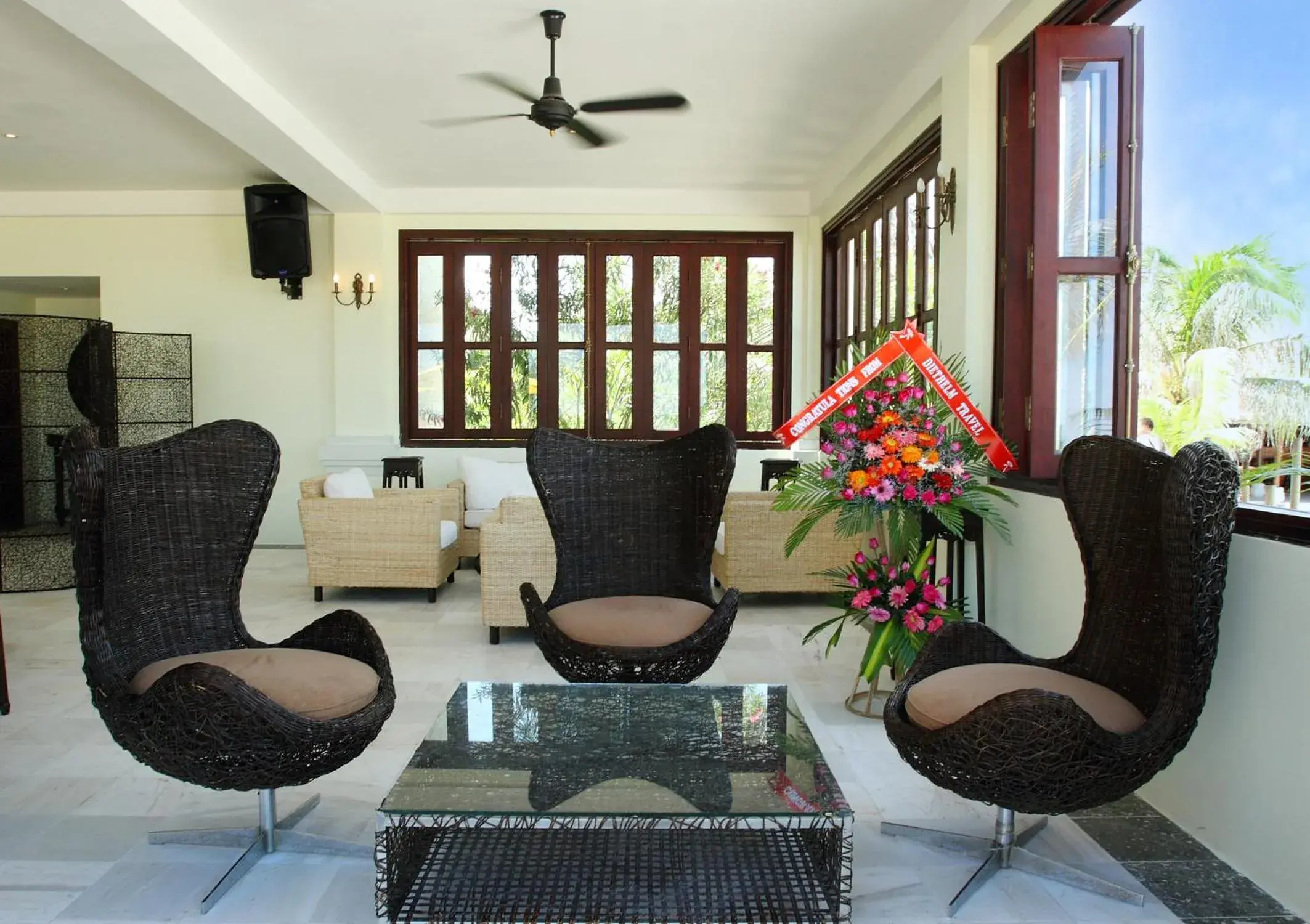 Lounge or bar in Allezboo Beach Resort & Spa Lounge or bar in Allezboo Beach Resort & Spa