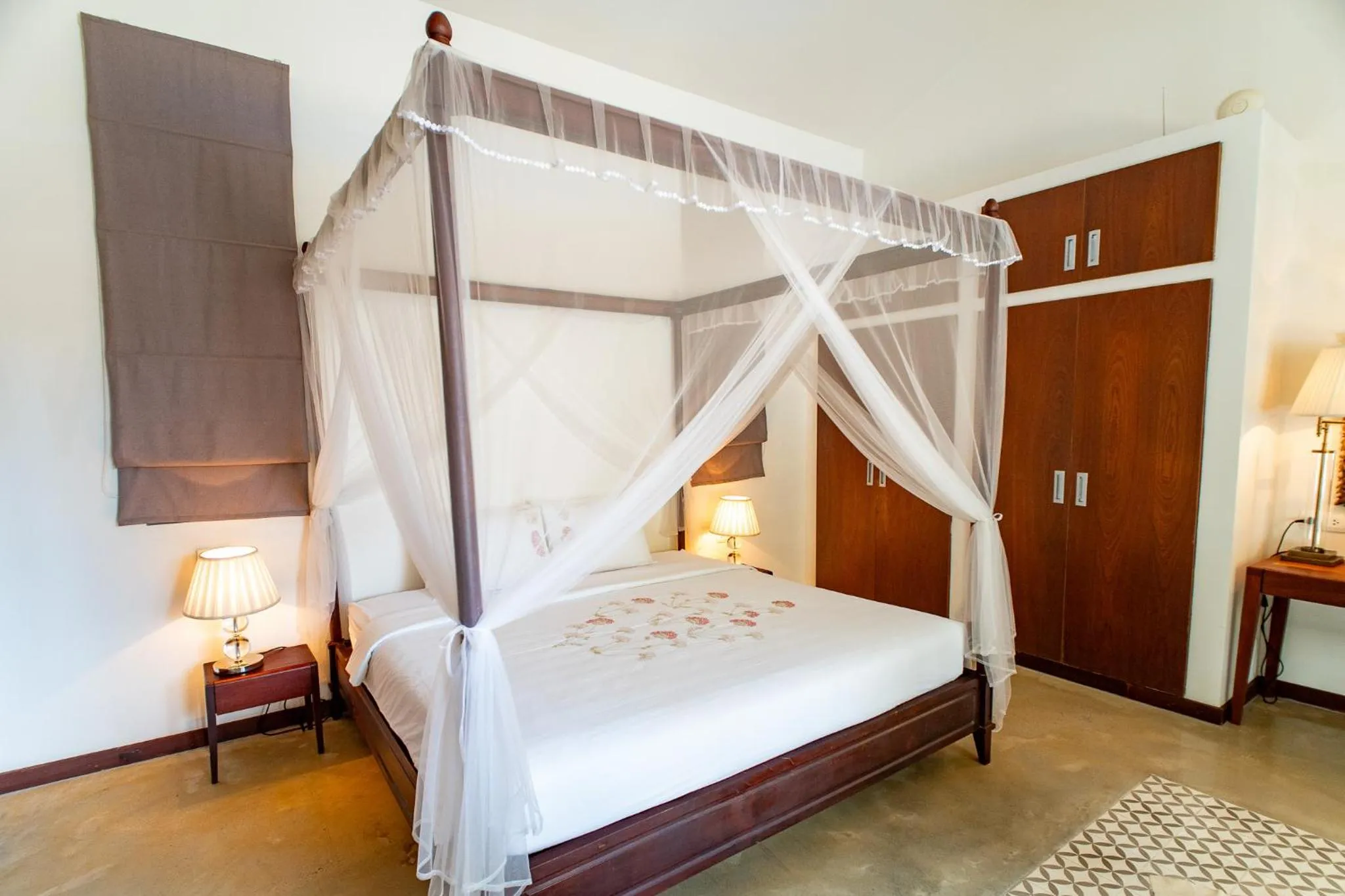 Property building, Bed in Allezboo Beach Resort & Spa