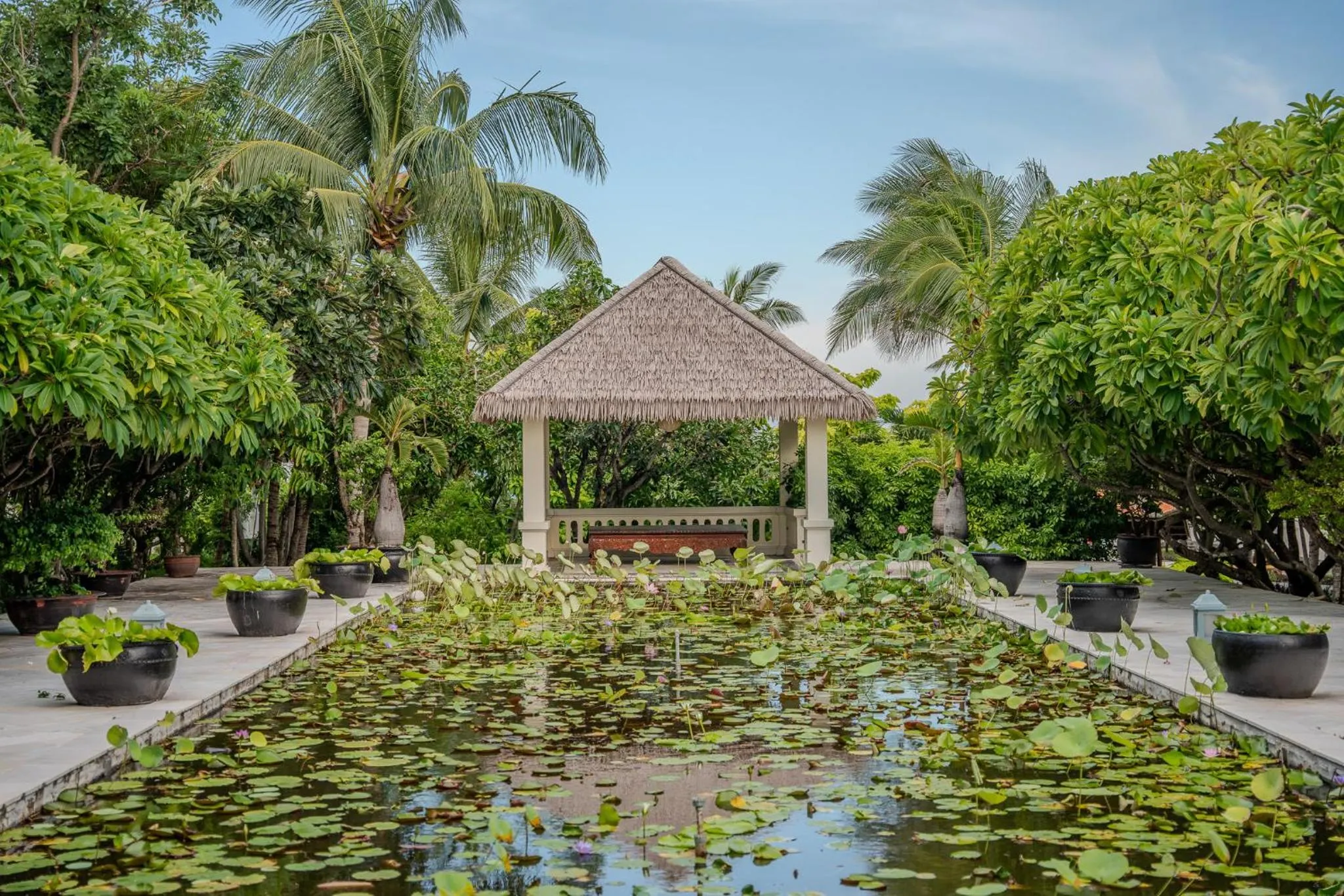 Garden in Allezboo Beach Resort & Spa