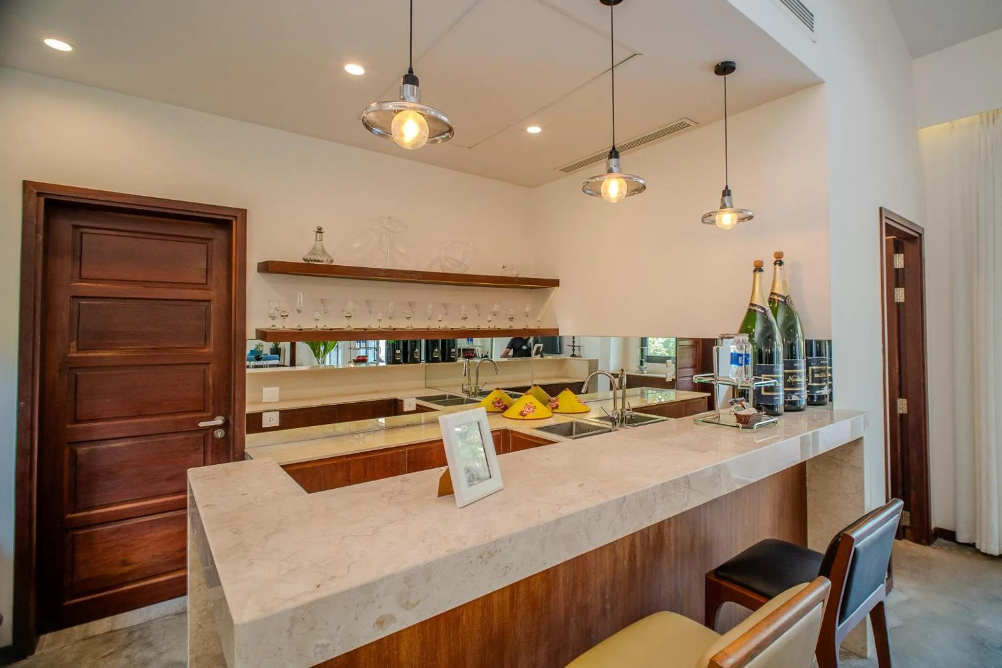 Property building in Allezboo Beach Resort & Spa