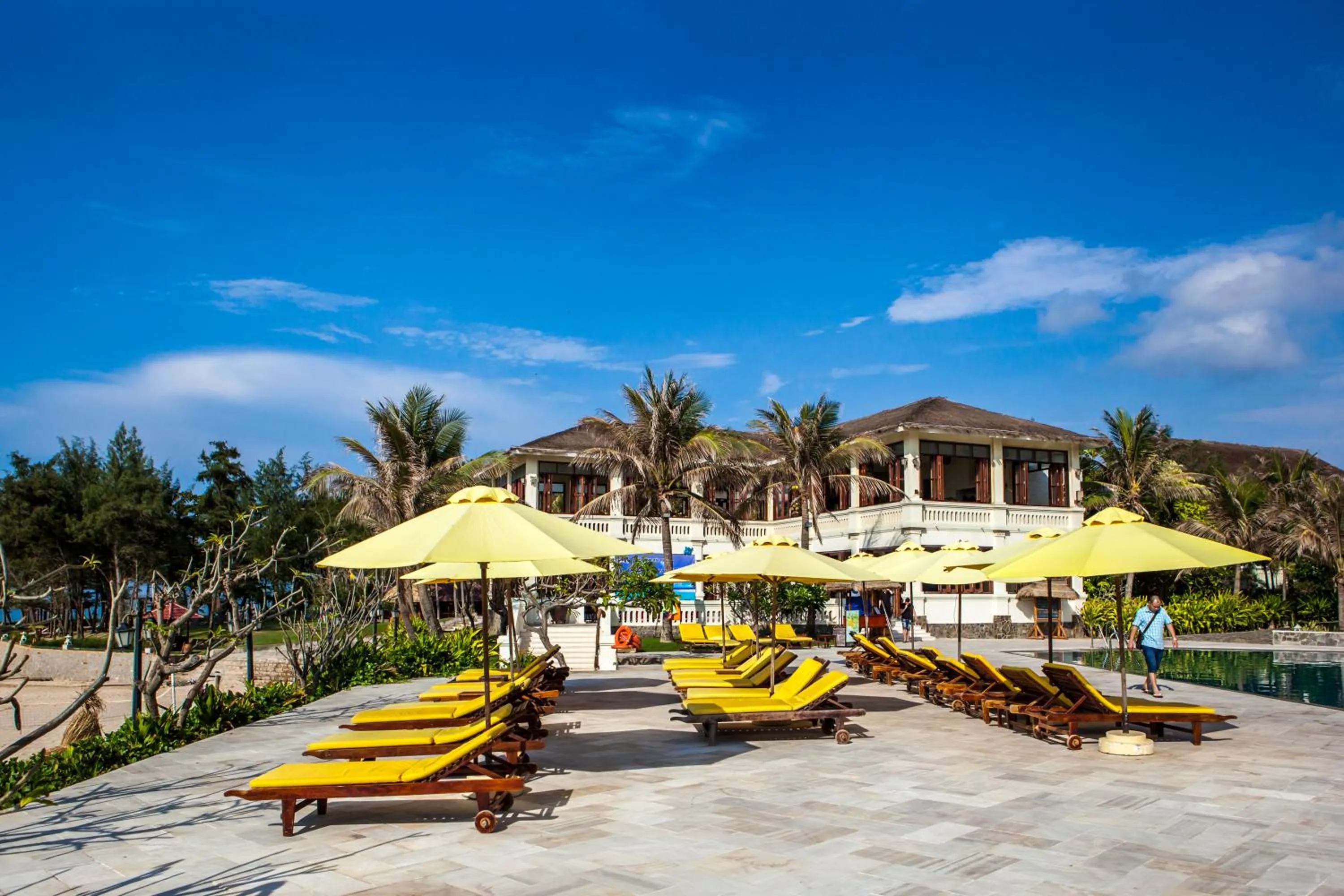 Patio in Allezboo Beach Resort & Spa