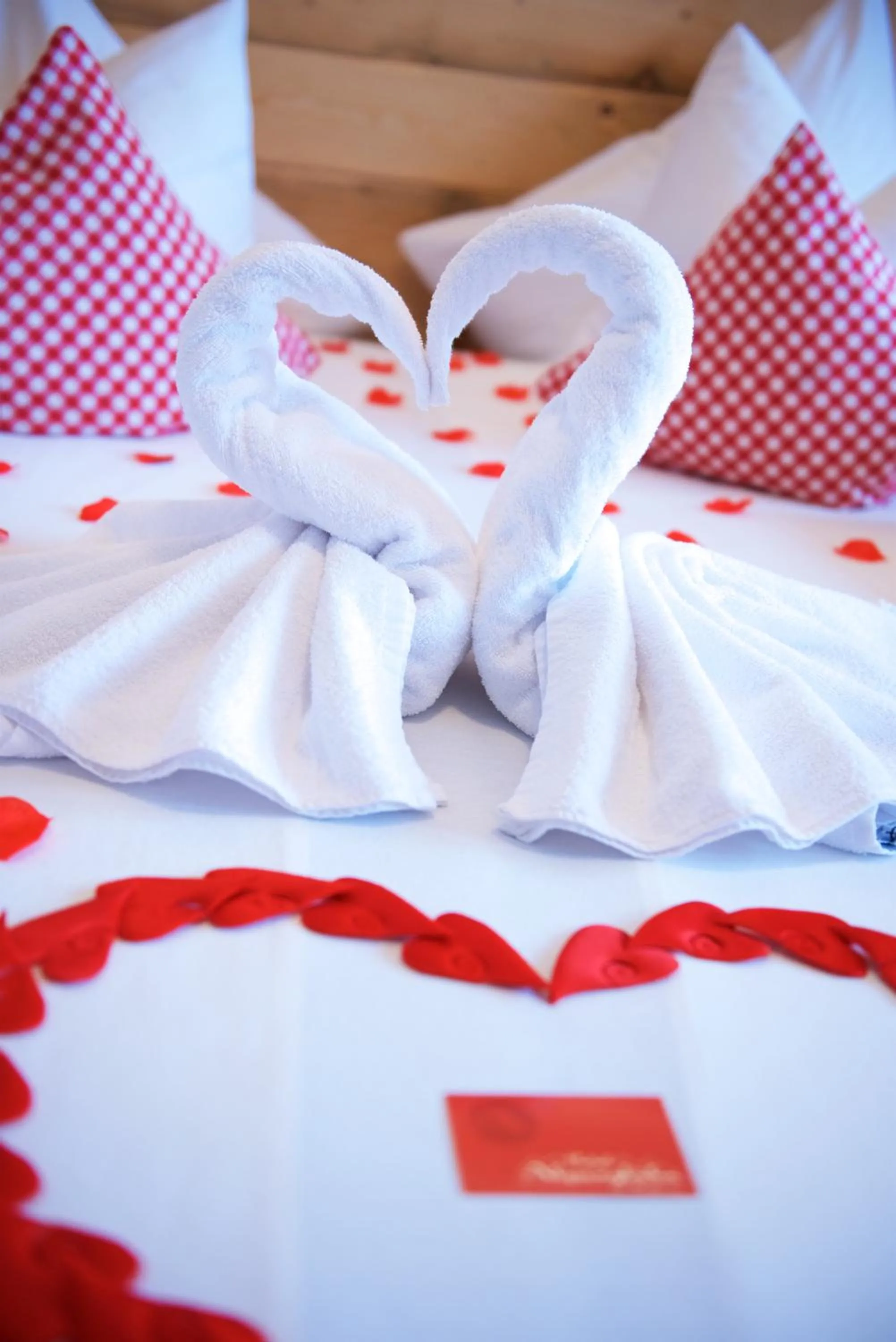 Bed in Hotel Alpenglühn