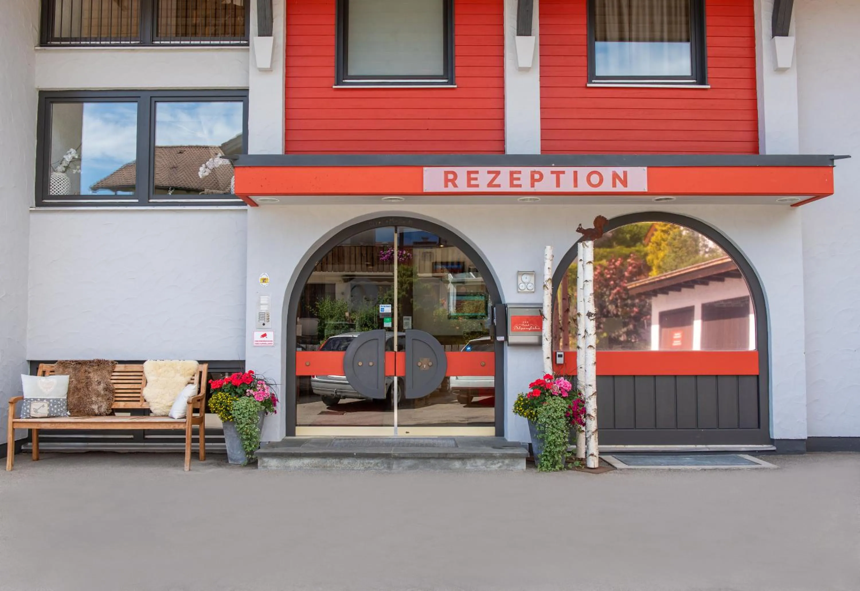 Property building in Hotel Alpenglühn