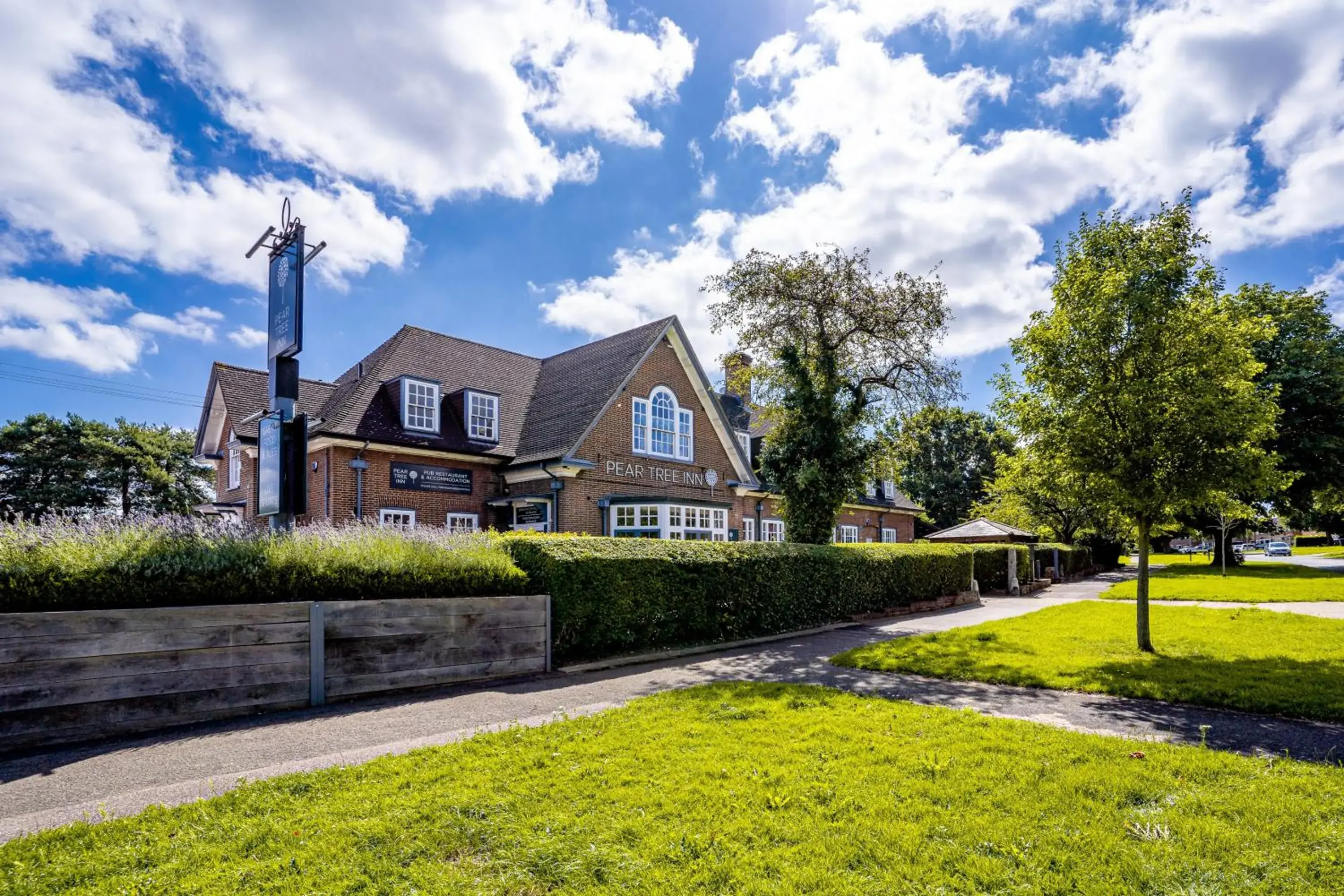 Property building in Pear Tree Inn Property building in Pear Tree Inn
