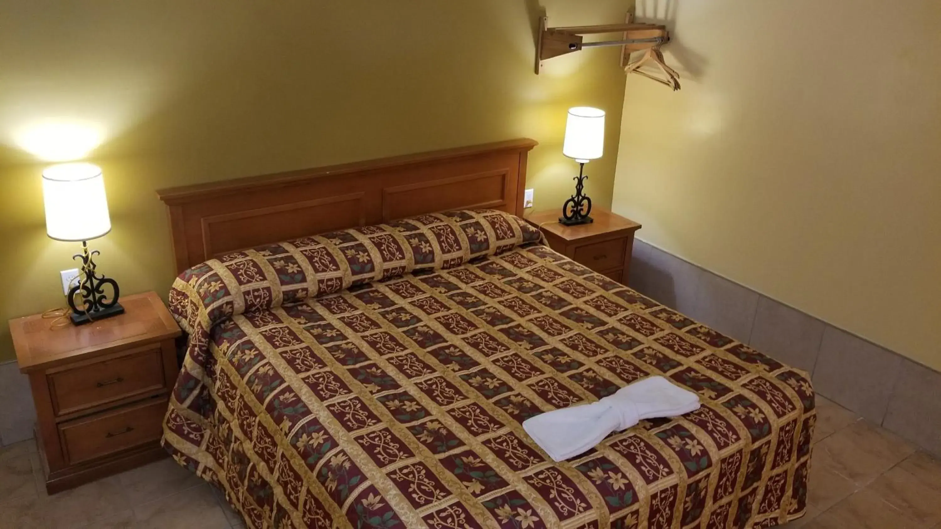 Bed in Luxury Inn