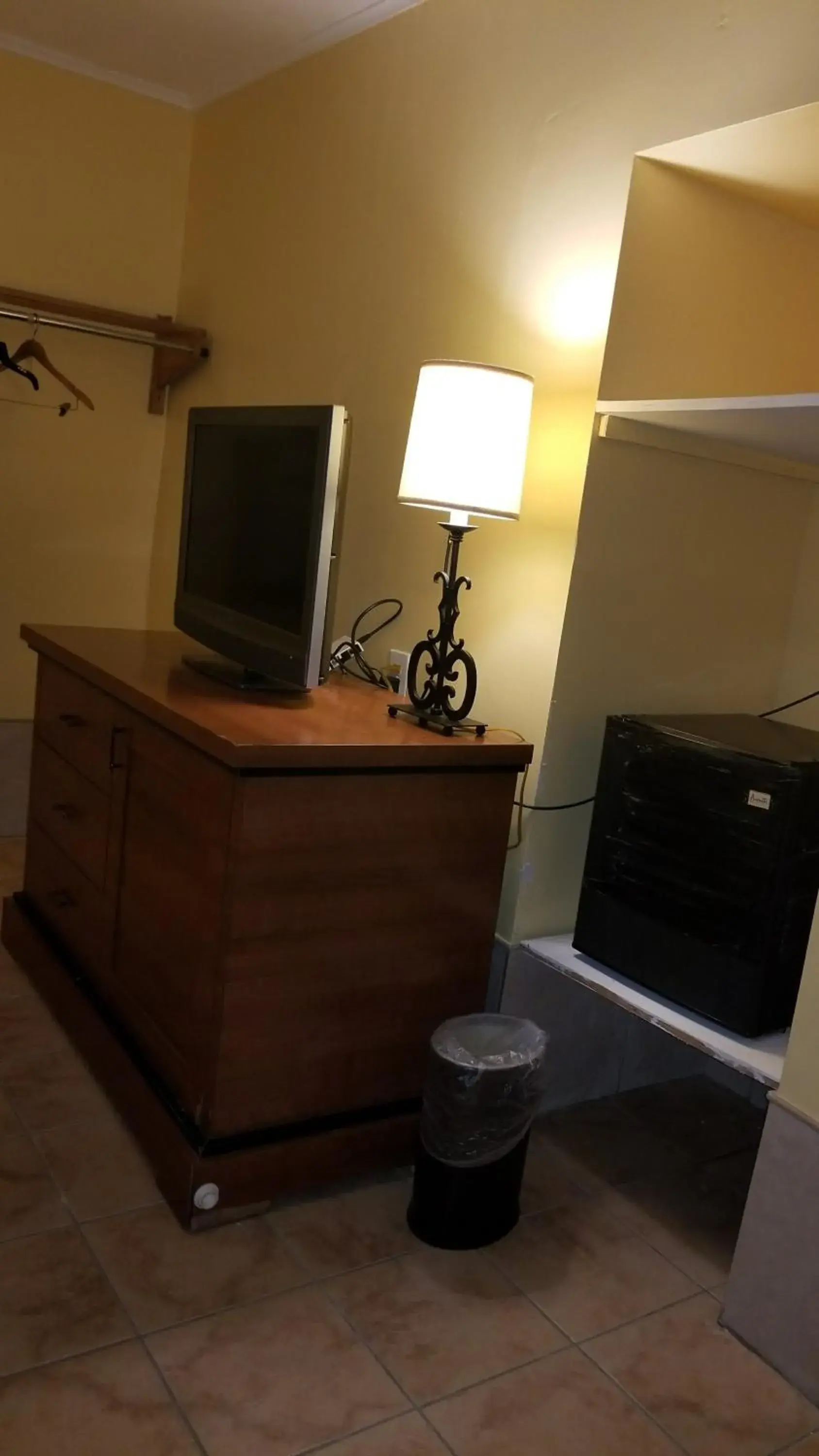 TV/Entertainment Center in Luxury Inn