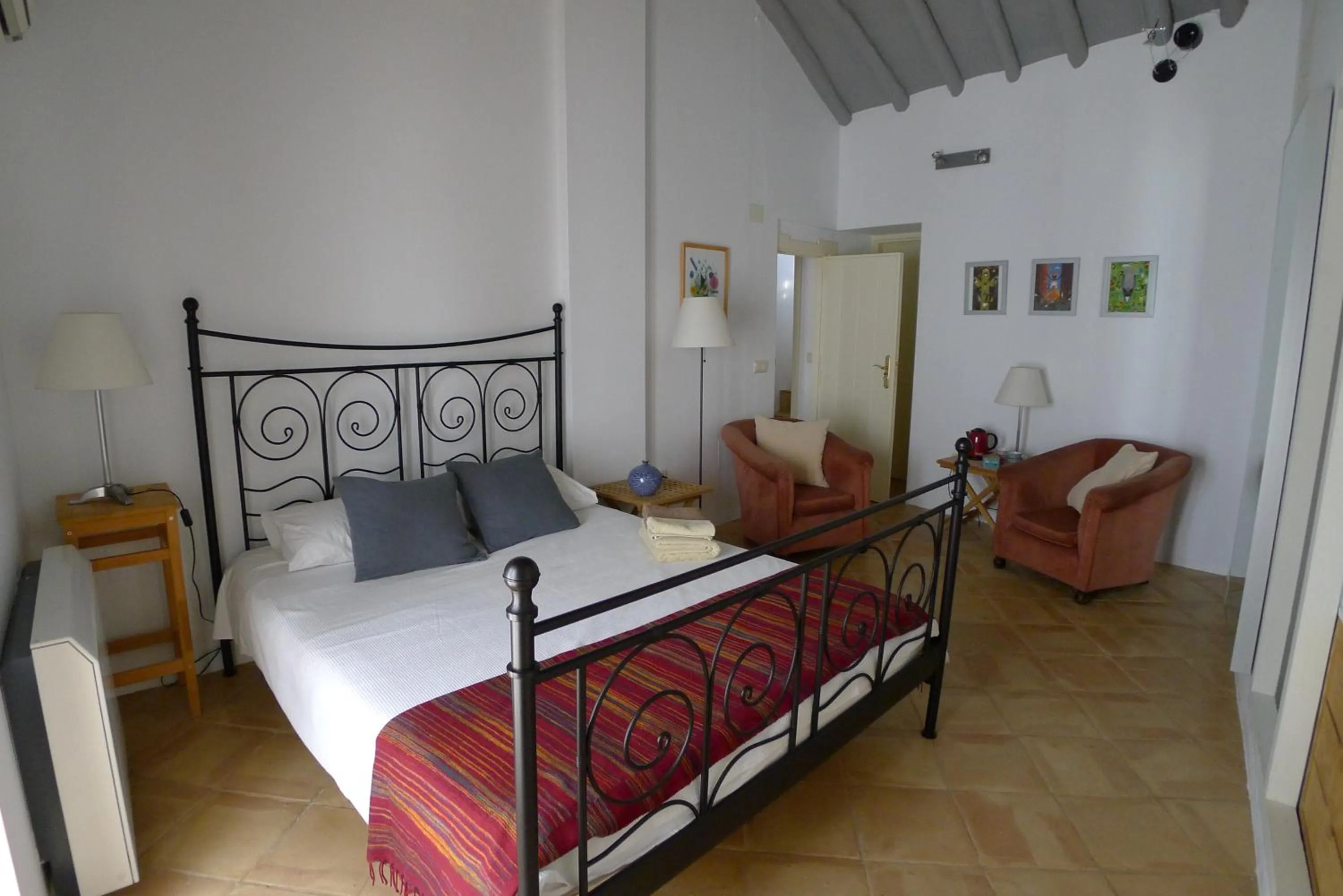 Bed in Salvatierra Guest House