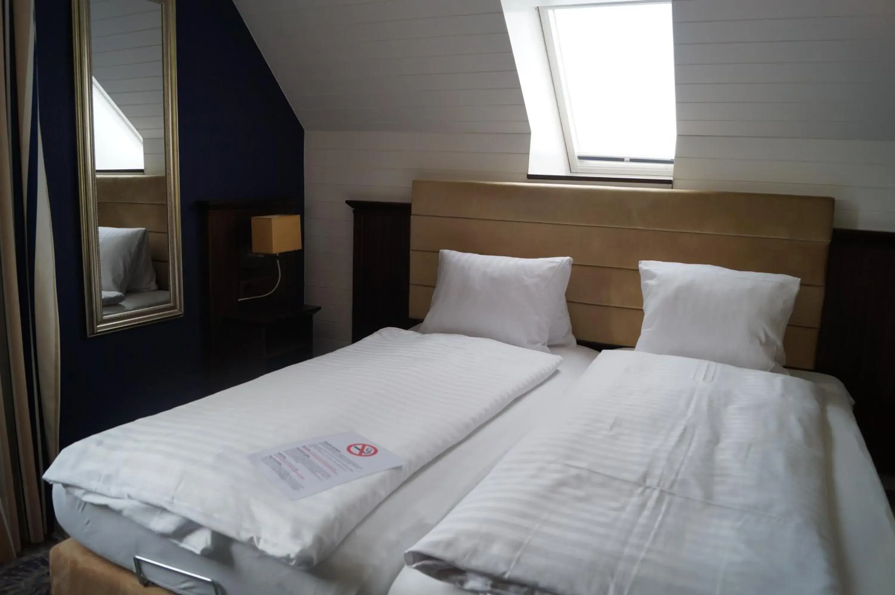 Double Room Facing Street in Bodenseehotel Weisses Rössli Double Room Facing Street in Bodenseehotel Weisses Rössli