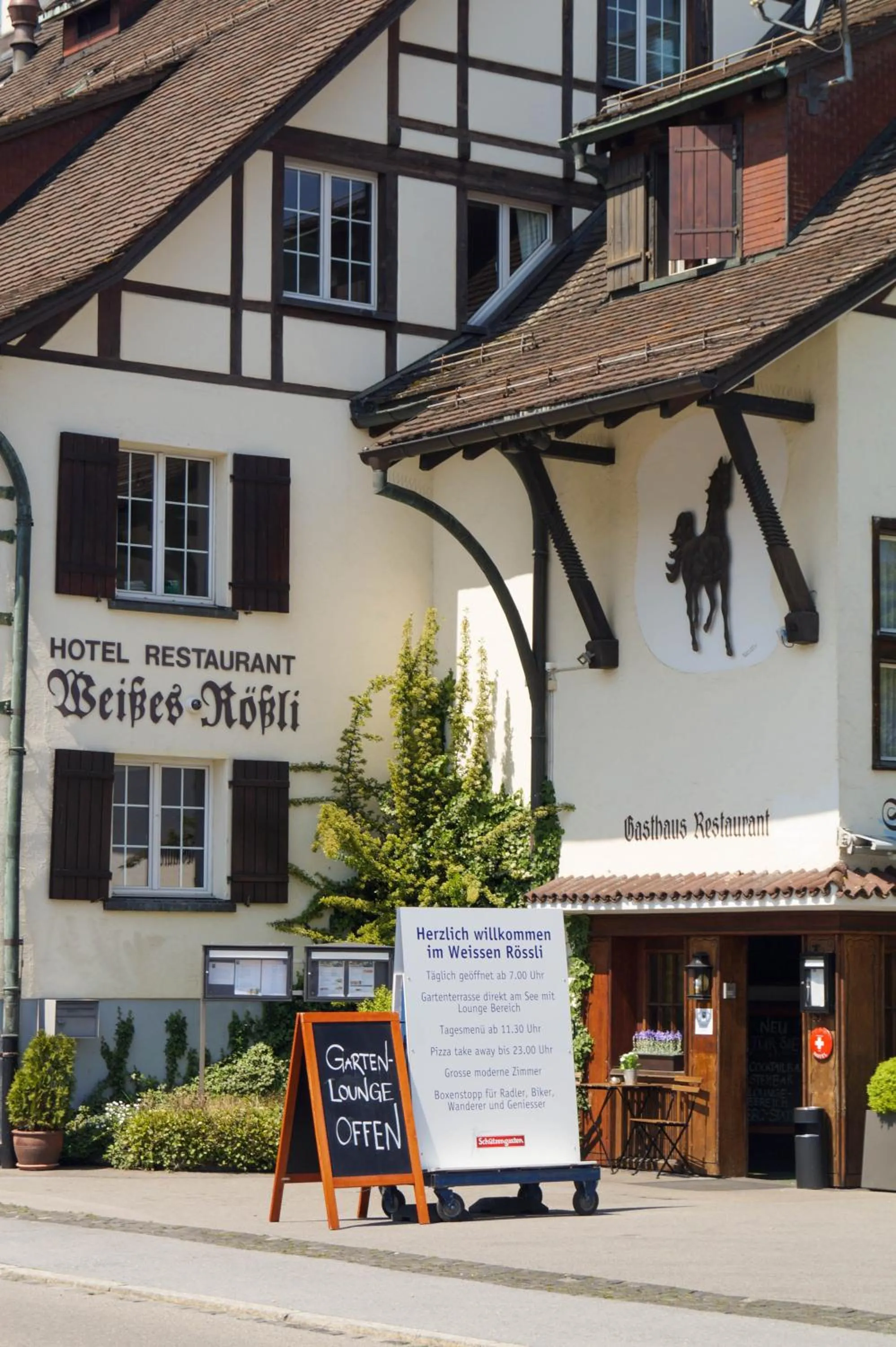 Property building in Bodenseehotel Weisses Rössli