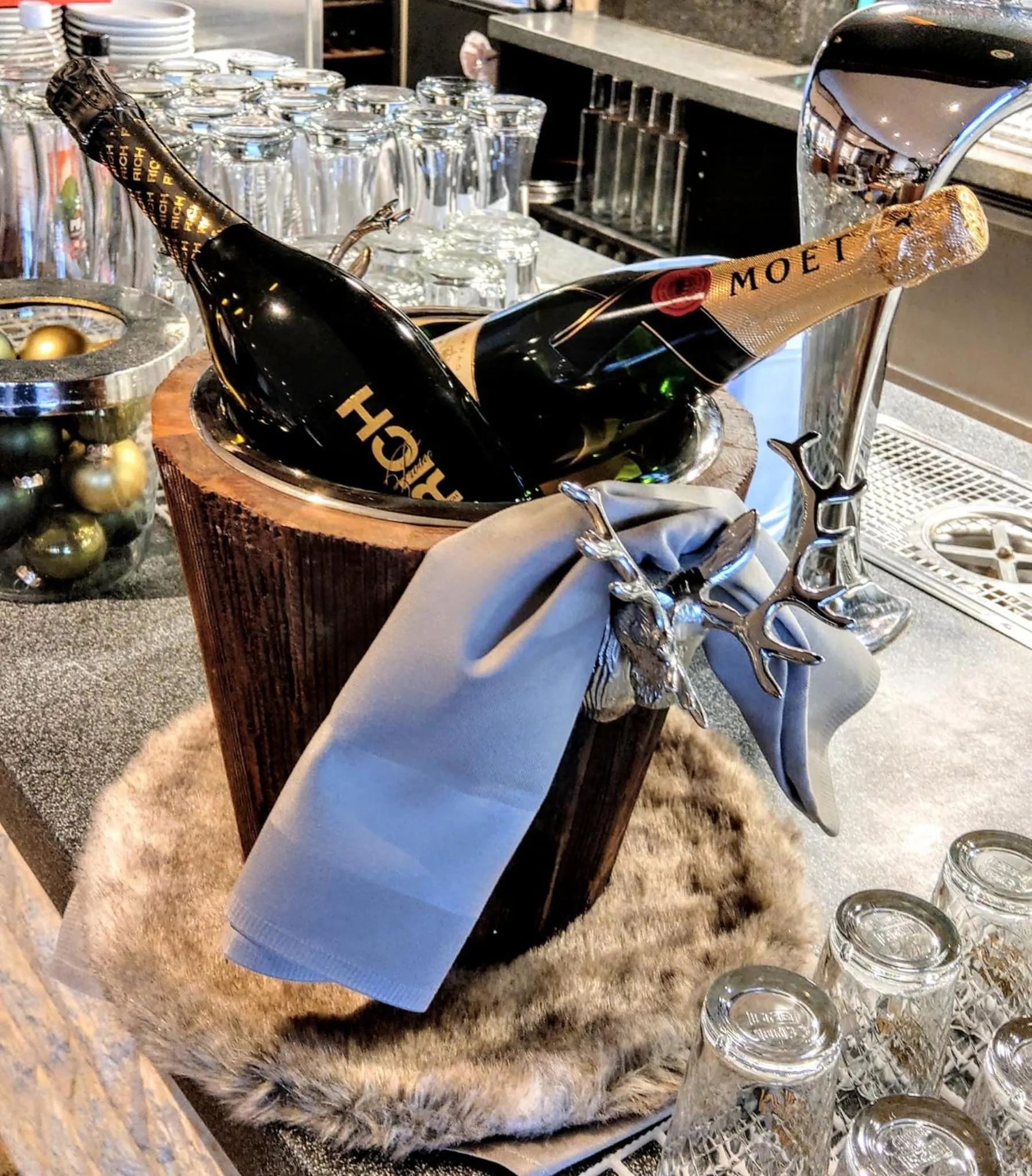 Restaurant/places to eat in Bodenseehotel Weisses Rössli