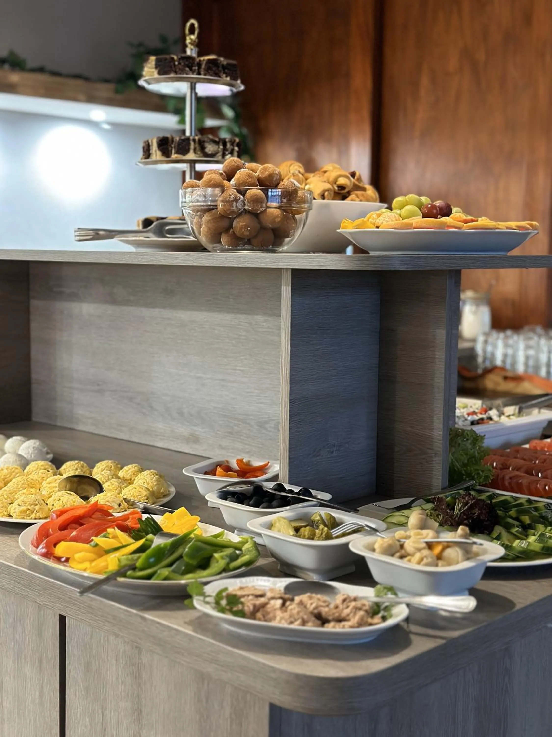 Breakfast in Tarasy Wang