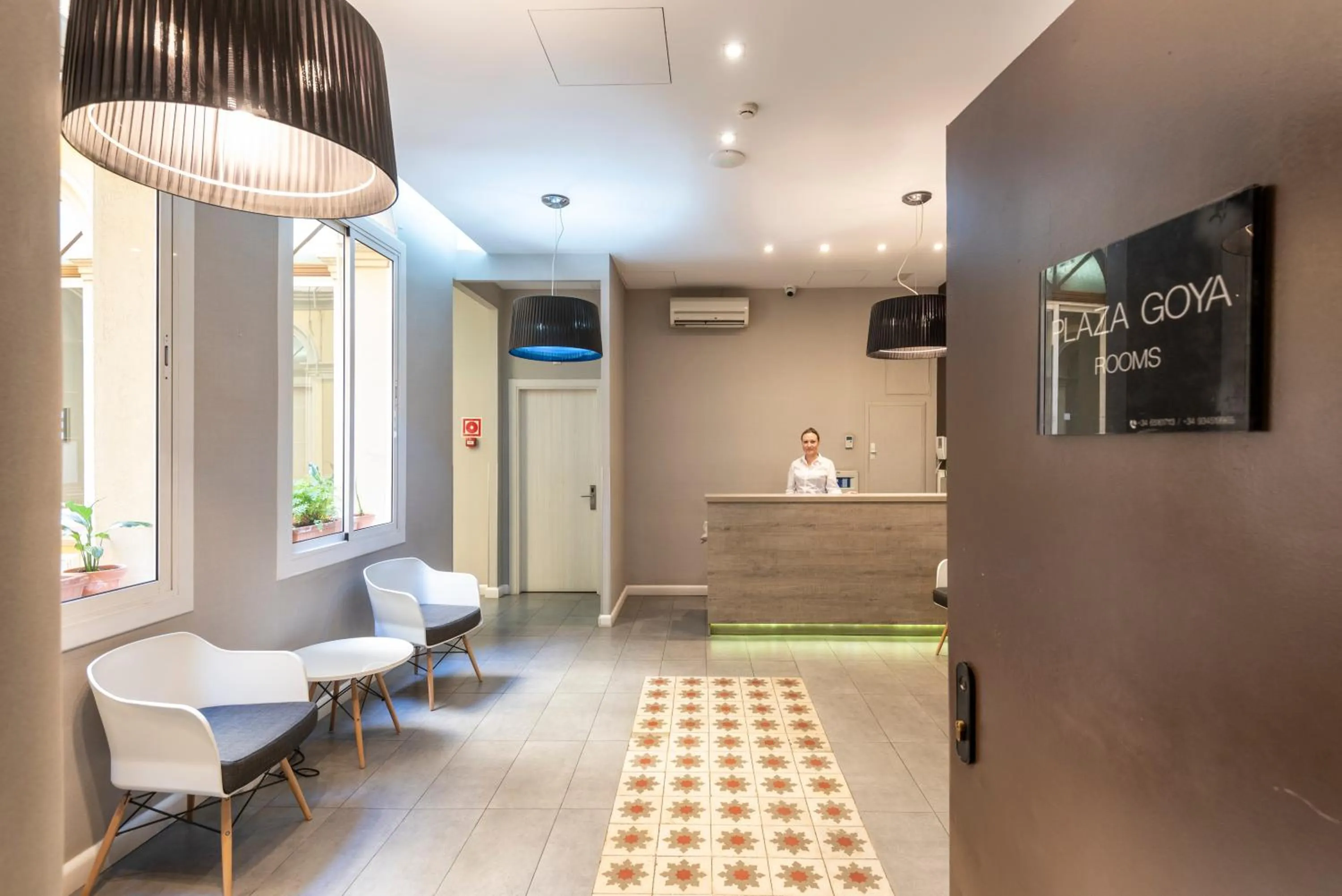 Lobby or reception in Plaza Goya Rooms